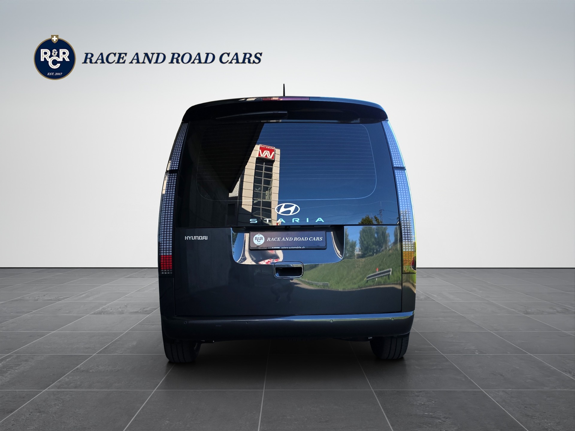 HYUNDAI Staria Wagon 1.6 GDi HEV Vertex-image-5