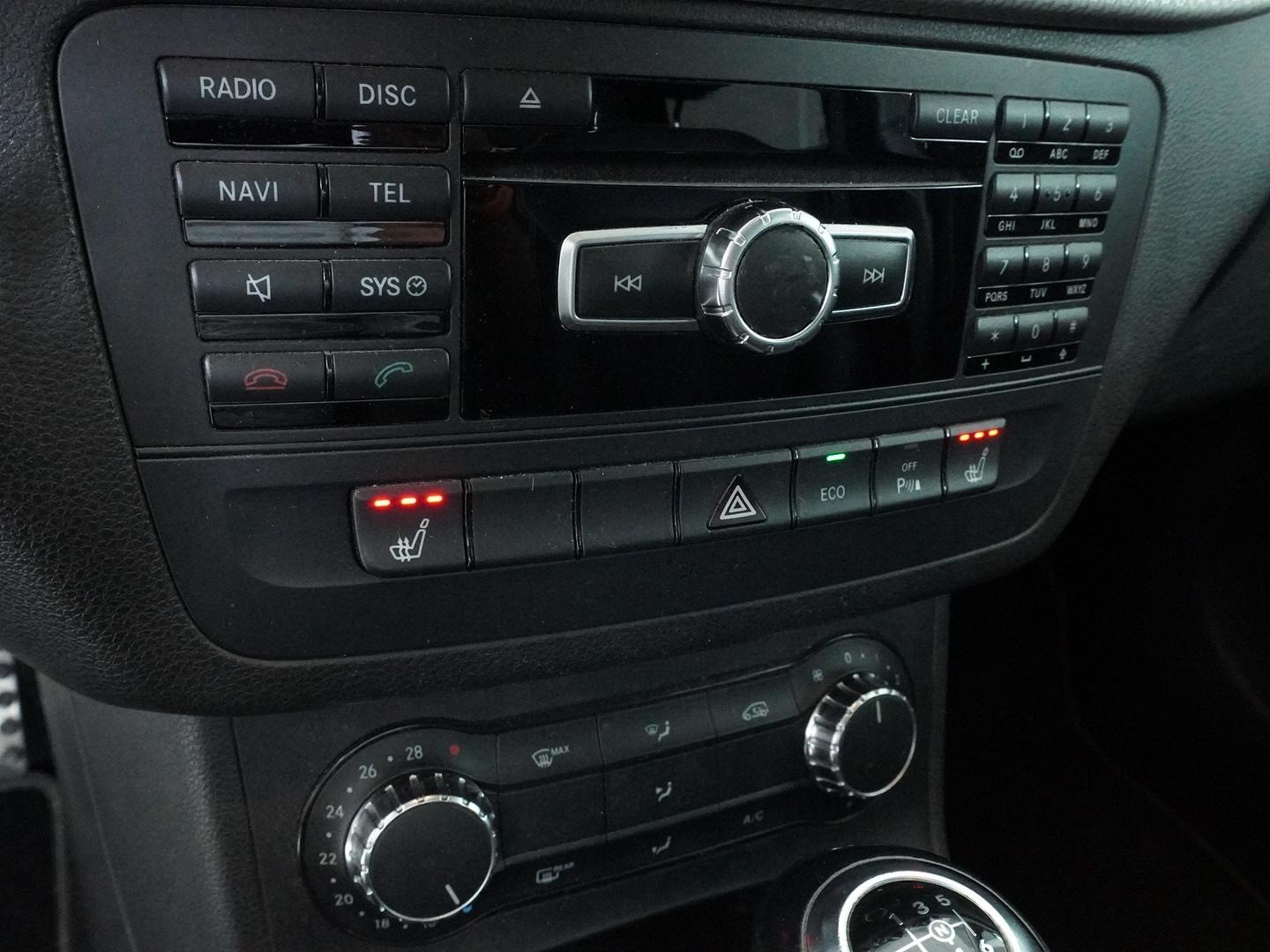 MERCEDES-BENZ B 180-image-8