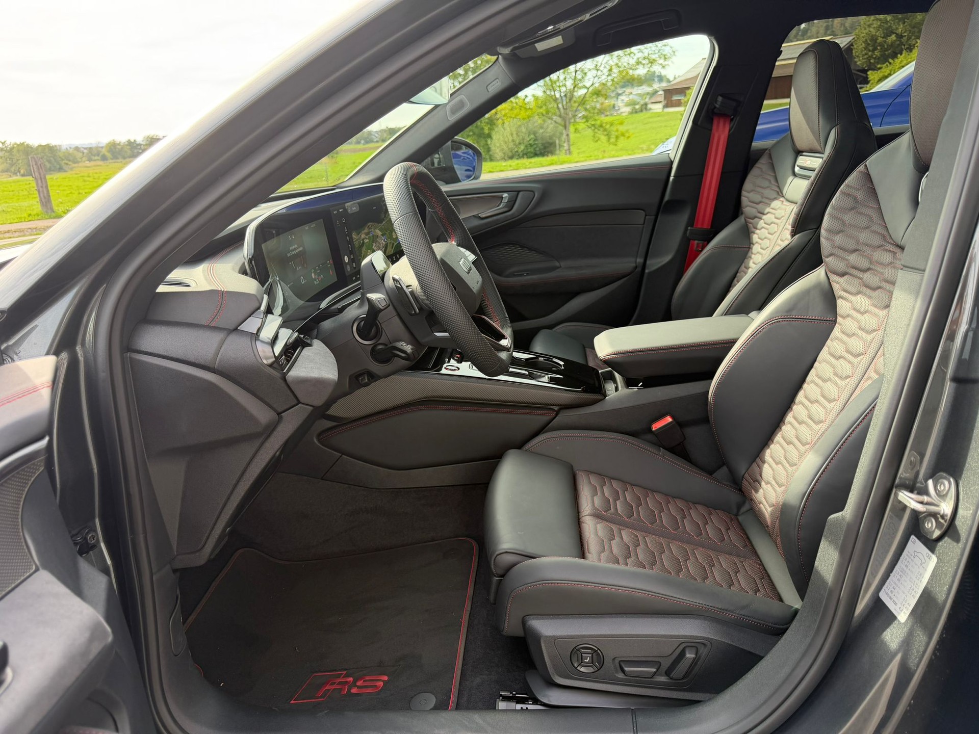 AUDI RS 5 Avant TFSI 470 kW Tiptronic quattro-image-8