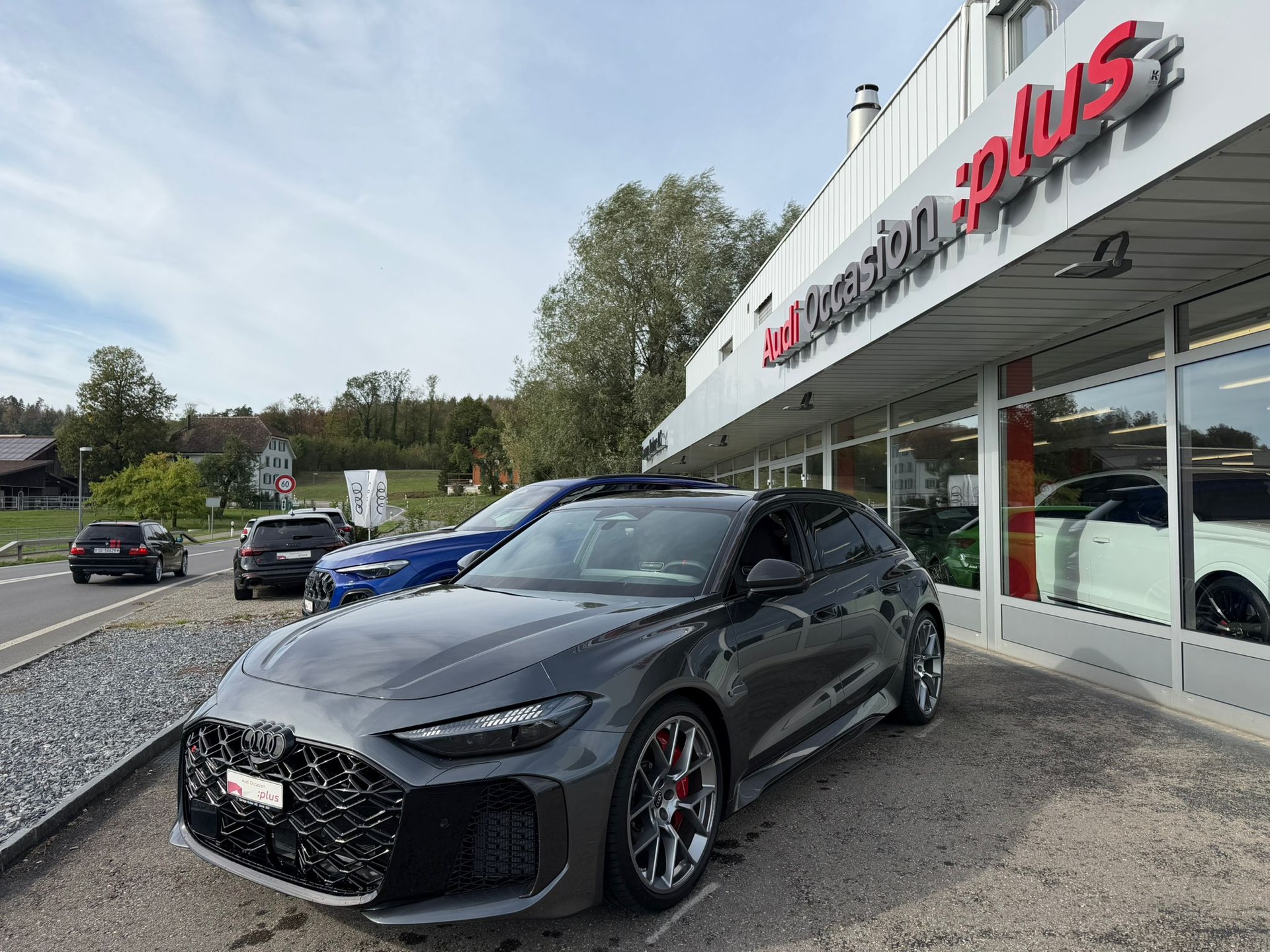 AUDI RS 5 Avant TFSI 470 kW Tiptronic quattro-image-5