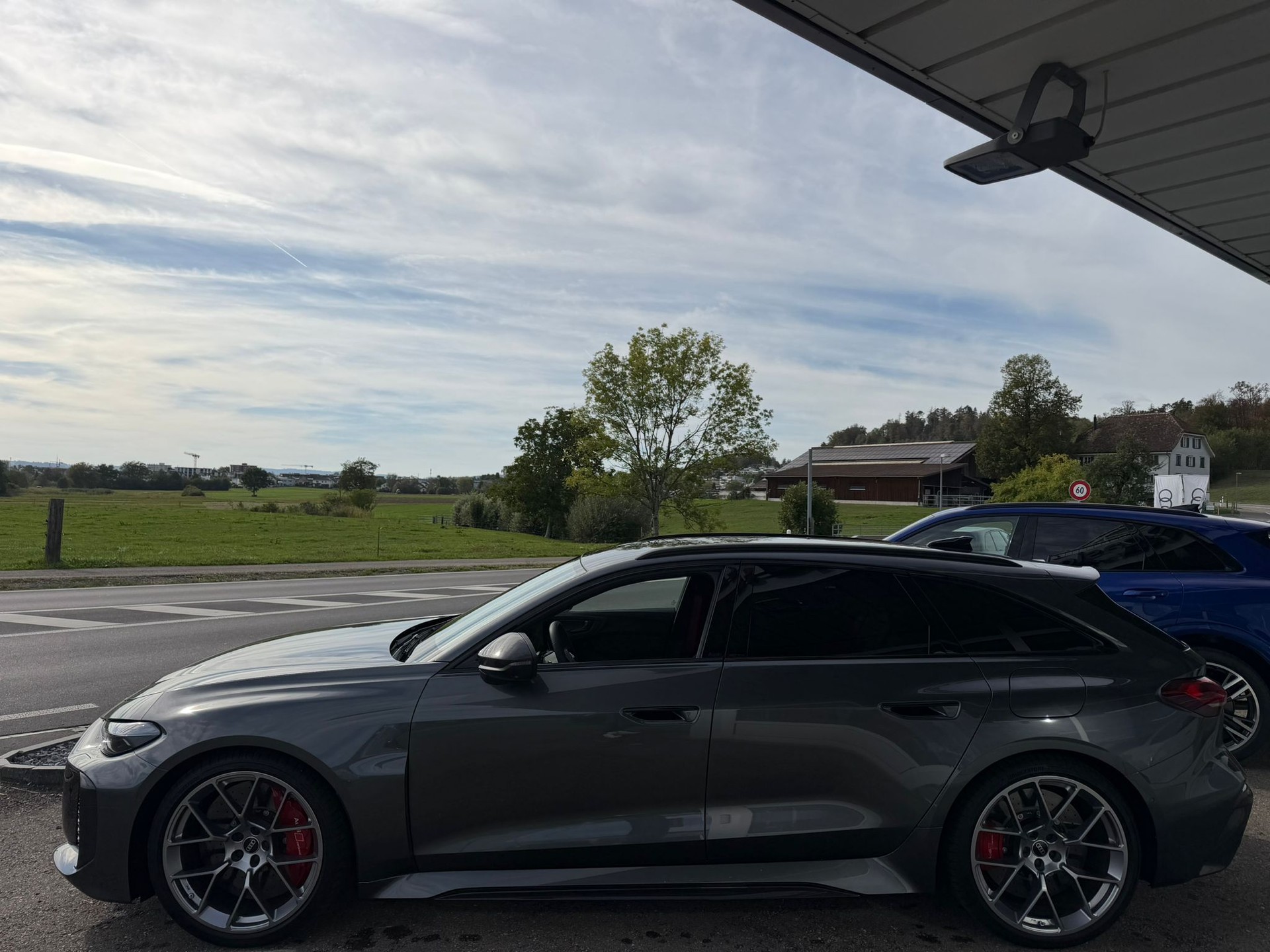 AUDI RS 5 Avant TFSI 470 kW Tiptronic quattro-image-4