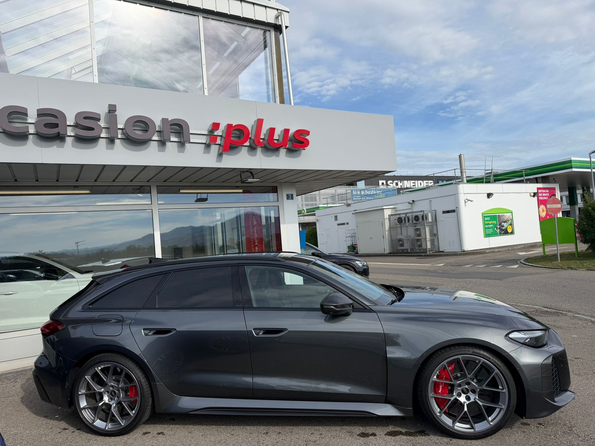 AUDI RS 5 Avant TFSI 470 kW Tiptronic quattro-image-2