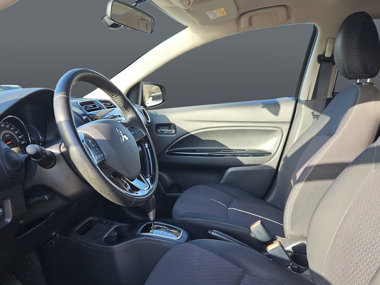 MITSUBISHI Space Star 1.2 Value CVT-image-6