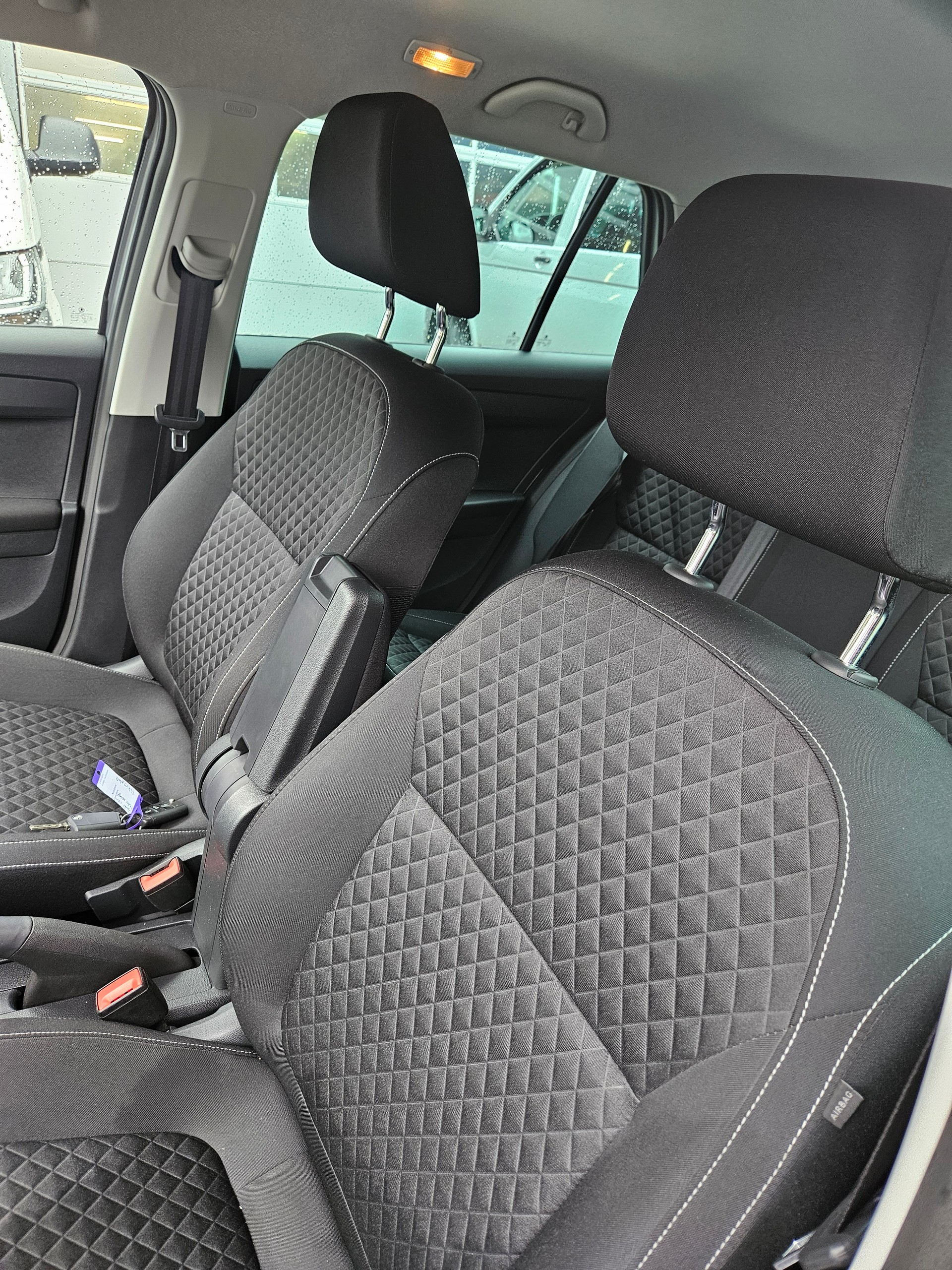 SKODA Fabia 1.2 TSI Ambition DSG-image-8