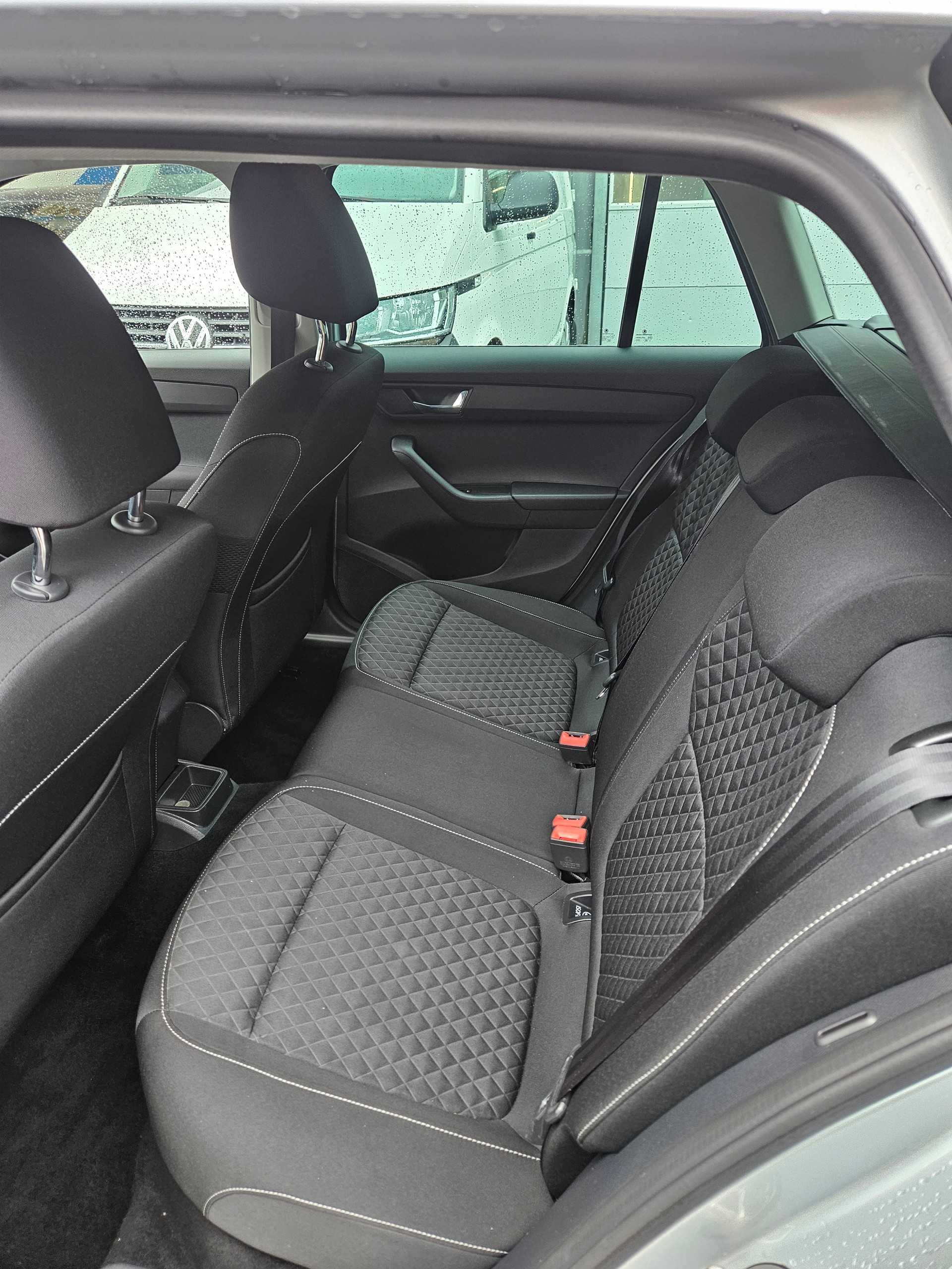 SKODA Fabia 1.2 TSI Ambition DSG-image-6