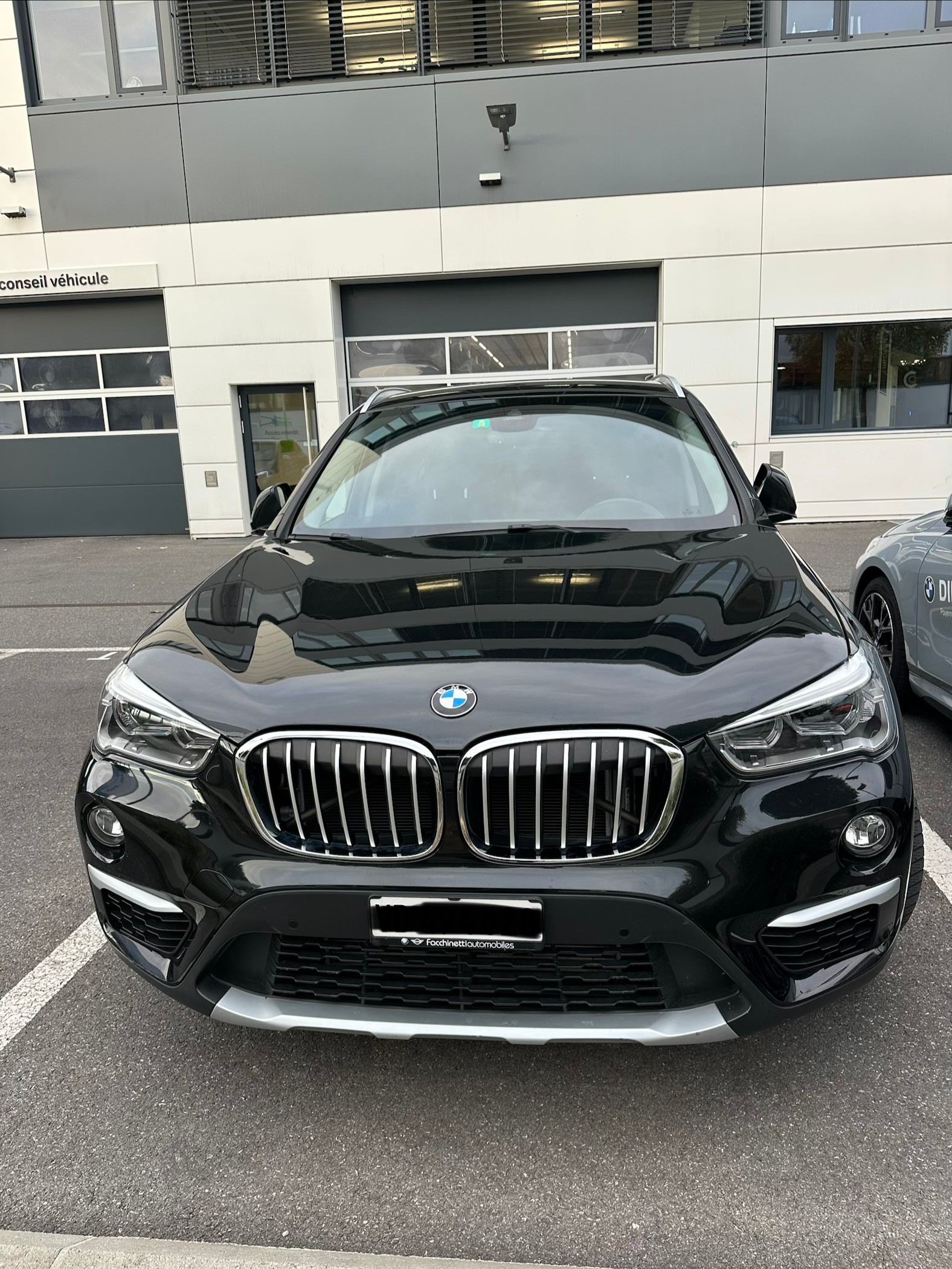 BMW 20i xDrive-image-0