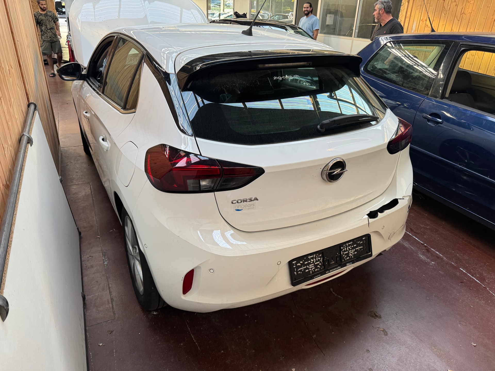 OPEL Corsa 1.2 TP Elegance-image-10