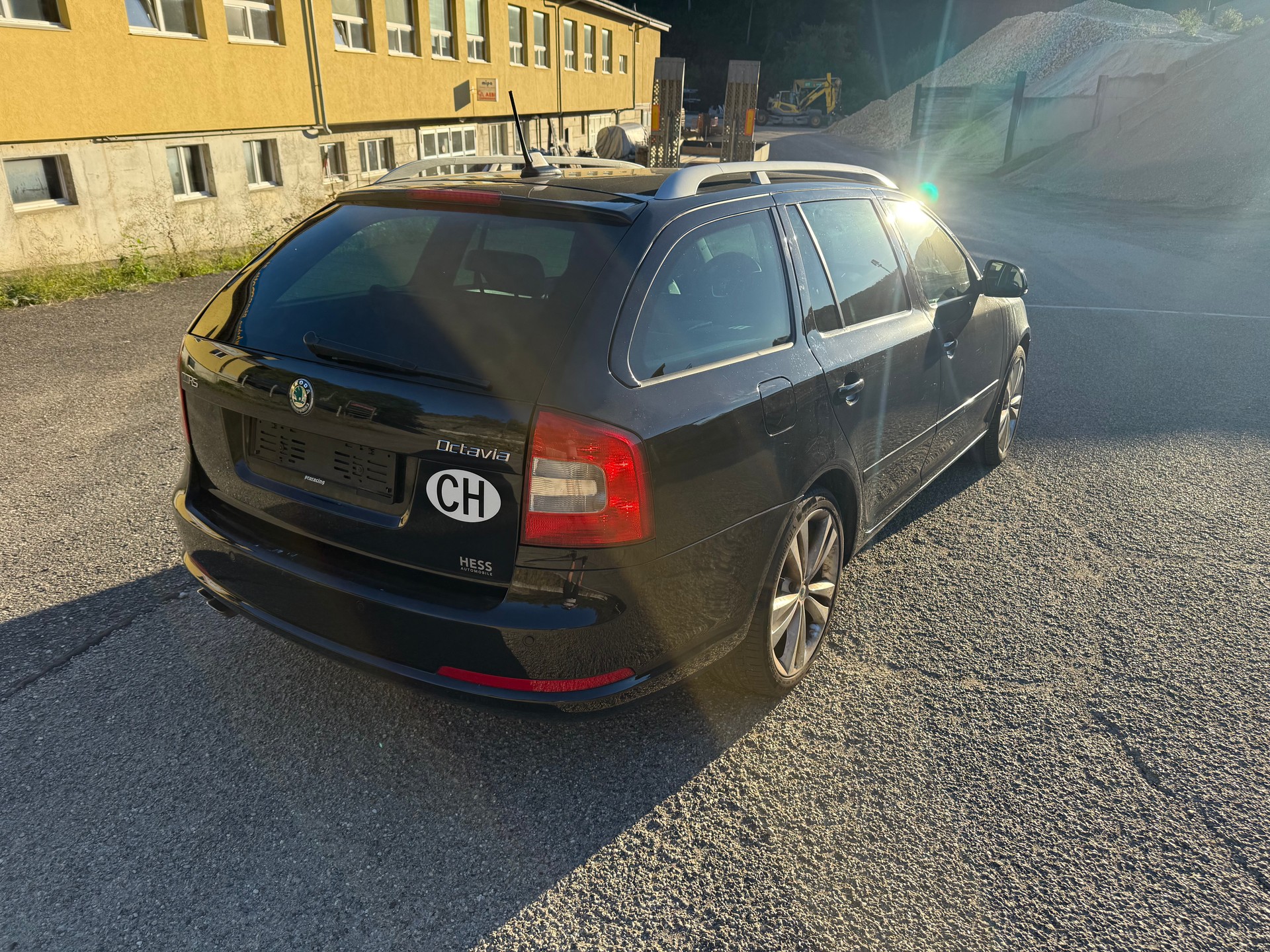 SKODA Octavia 2.0 TDI RS DSG-image-5