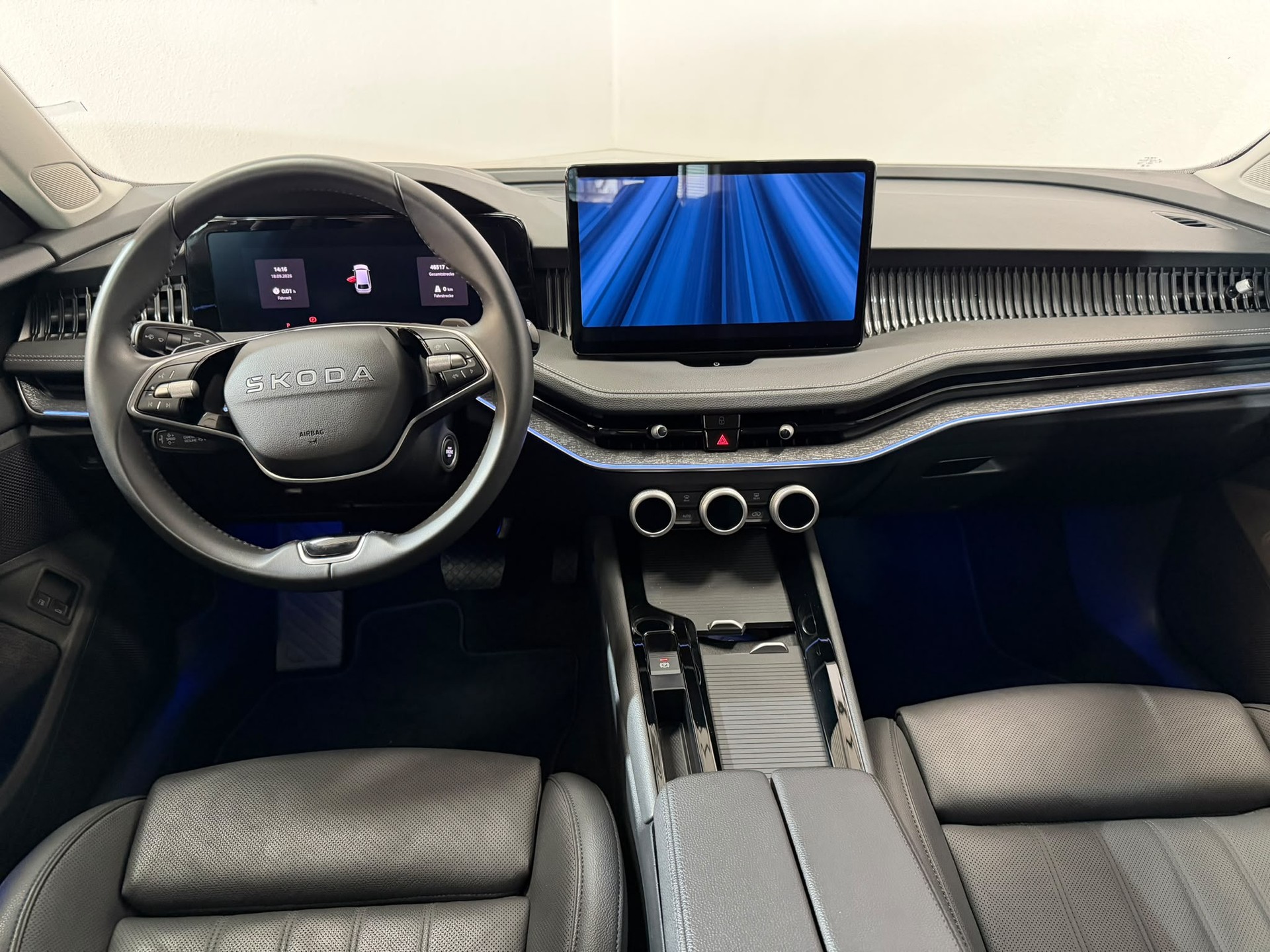 SKODA Superb Combi 1.5 TSI PHEV Selection DSG-image-9