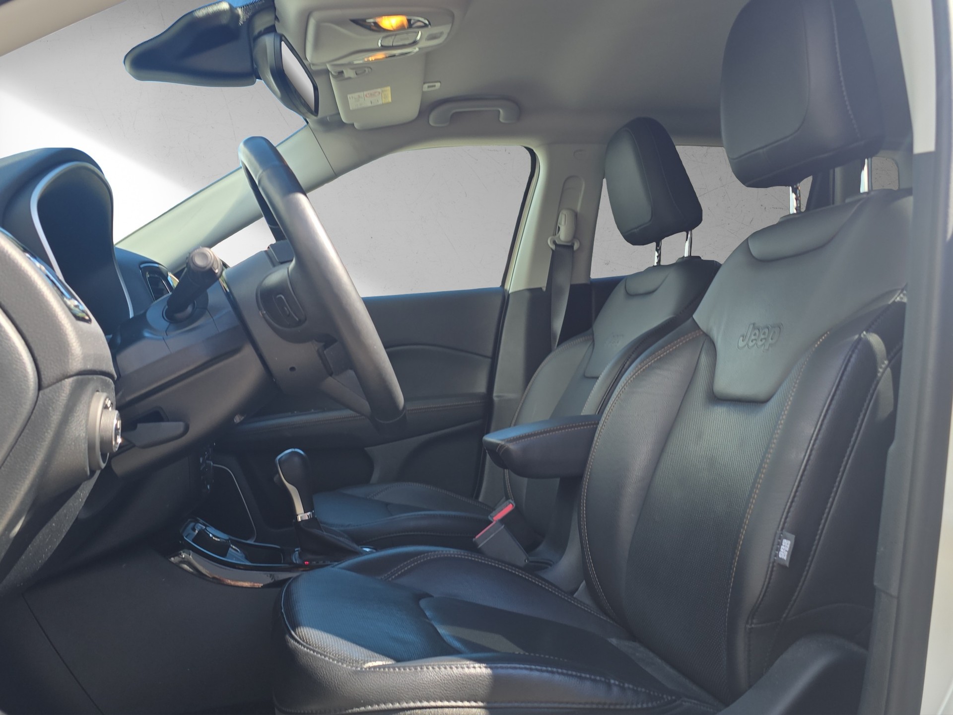 JEEP Compass 1.4 Turbo Limited AWD 9ATX-image-9