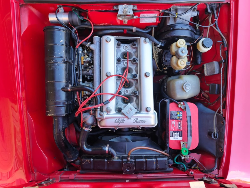 ALFA ROMEO GTV 2000-image-12
