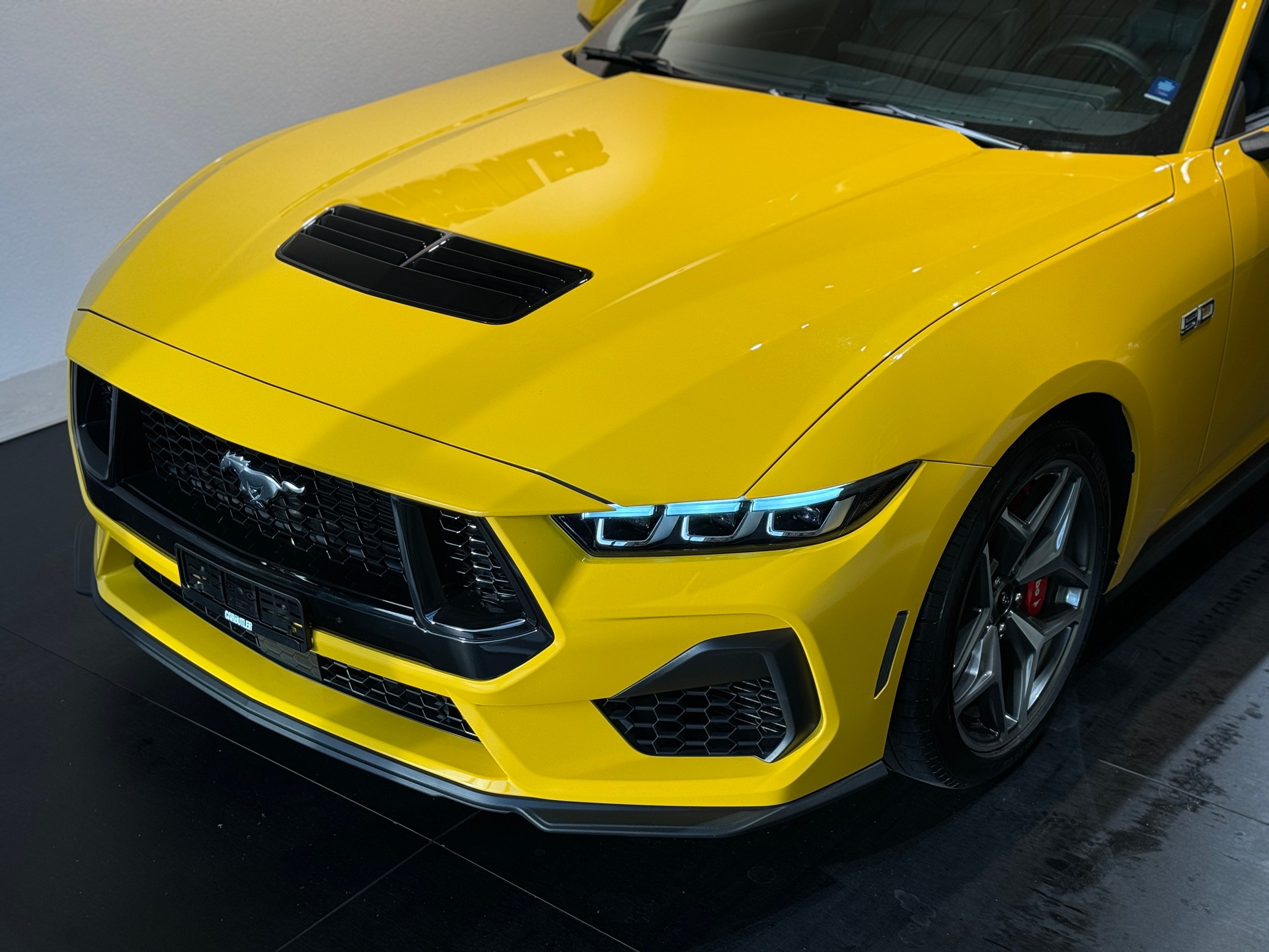FORD Mustang Fastback 5.0 V8 GT Automat 🚀 YELLOW - 699.- pro Monat ohne Anzahlung! - GRATIS SERVICE-image-3