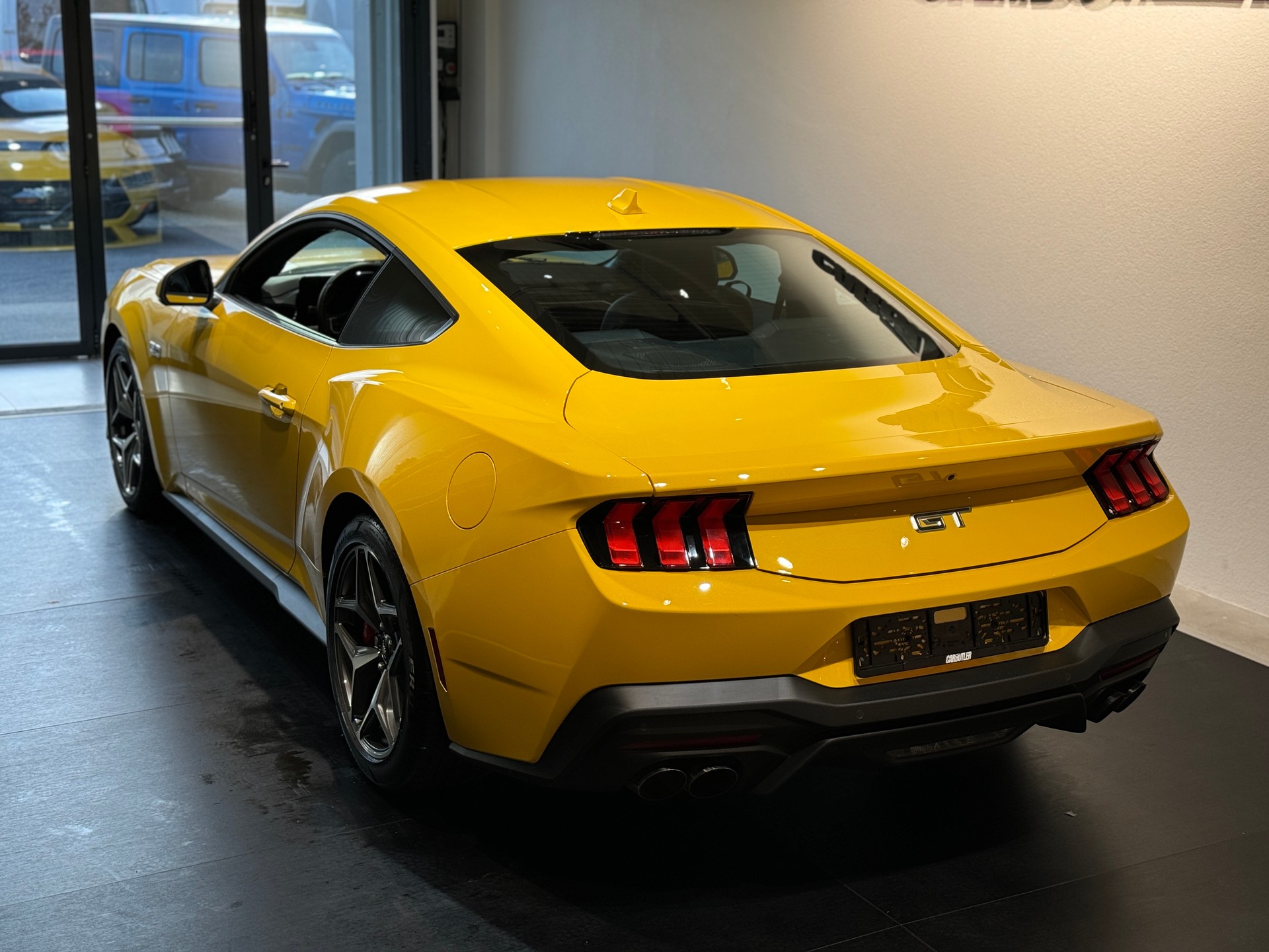 FORD Mustang Fastback 5.0 V8 GT Automat 🚀 YELLOW - 699.- pro Monat ohne Anzahlung! - GRATIS SERVICE-image-11