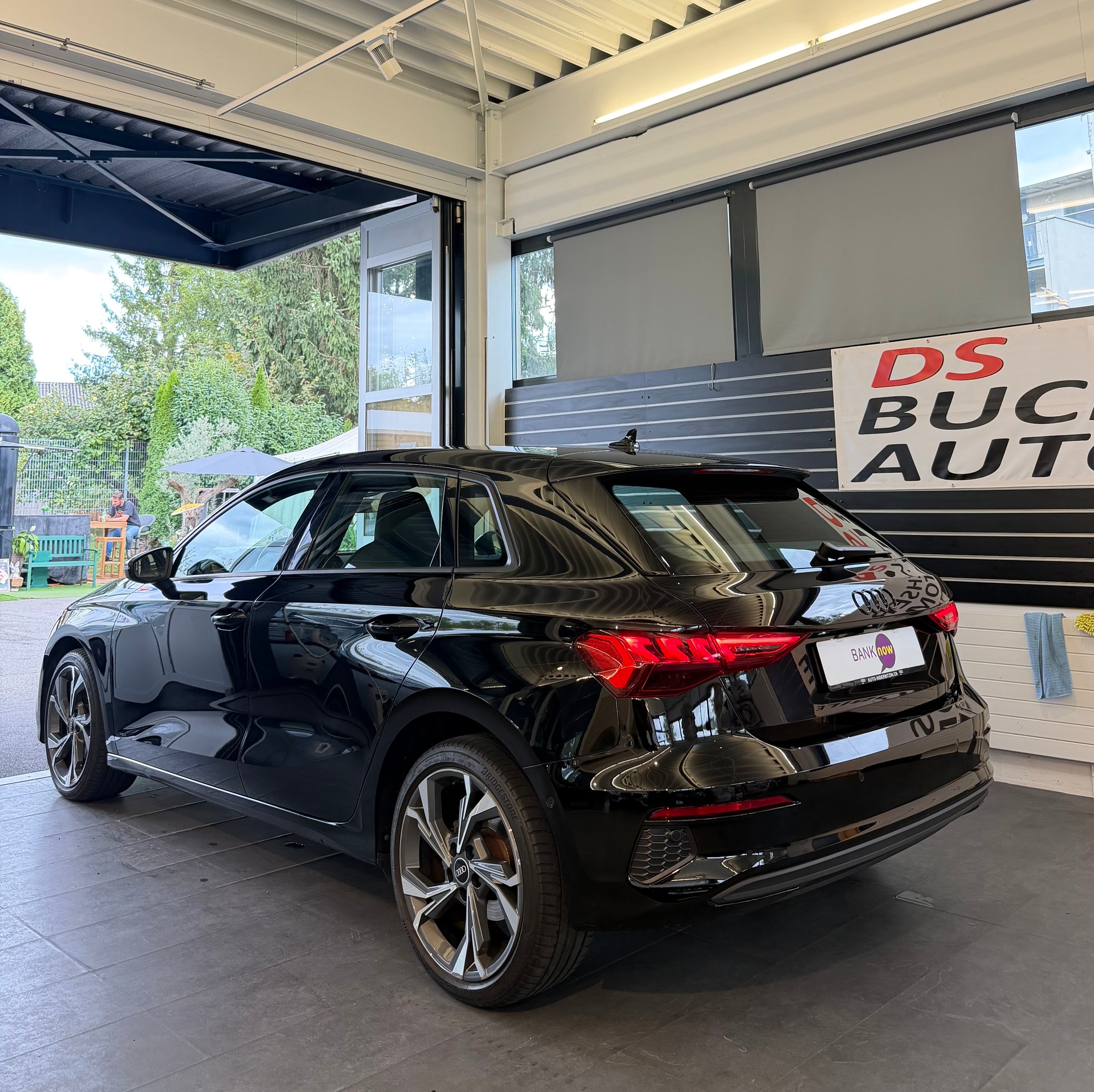 AUDI A3 Sportback 1.5 35 TFSI Attraction S-Tronic-image-4