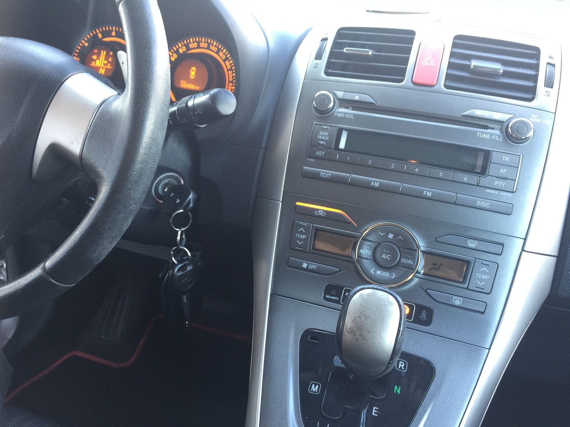 TOYOTA Auris 1.6 Style MultiMode-image-9