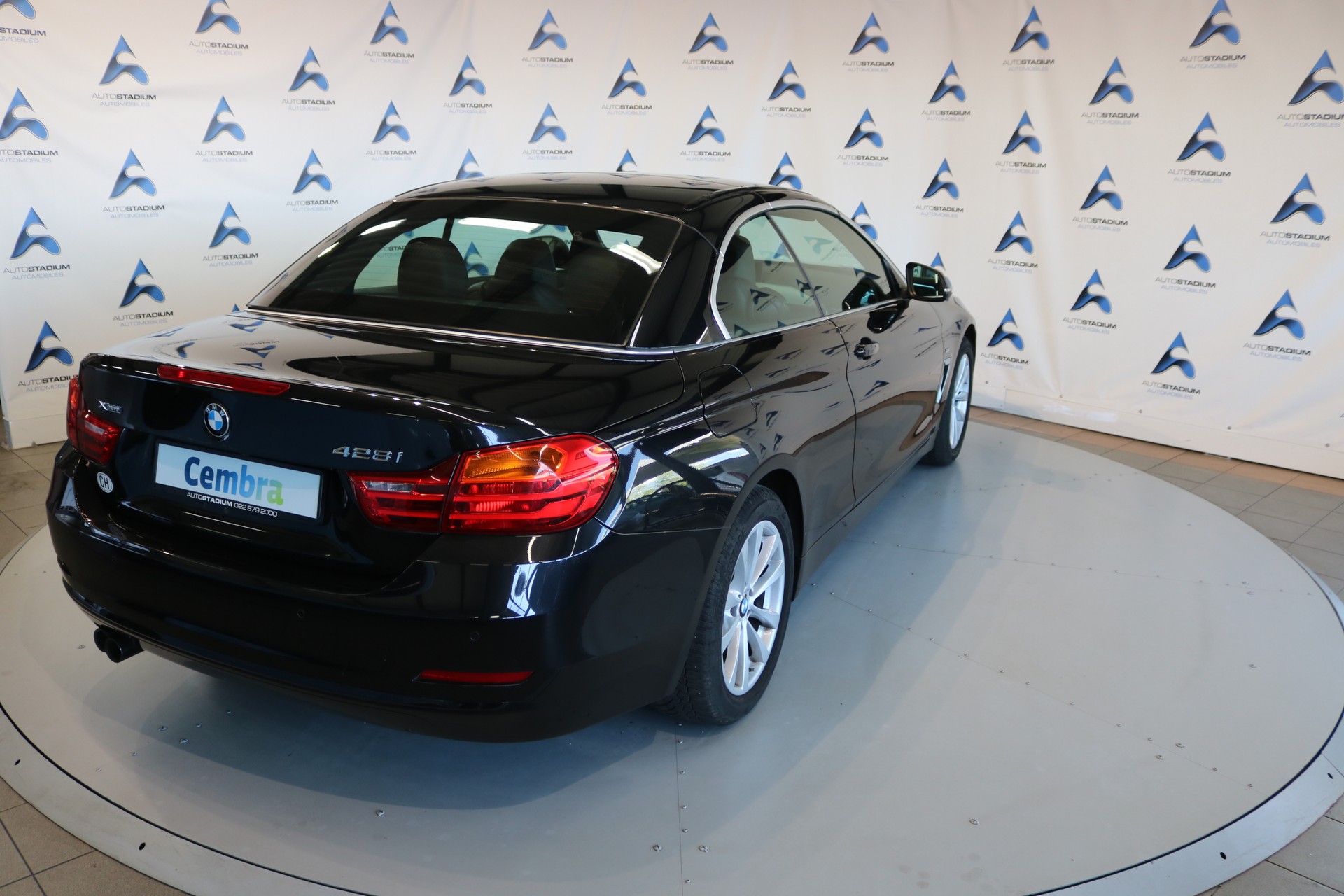 BMW 428i Cabriolet xDrive Steptronic-image-22