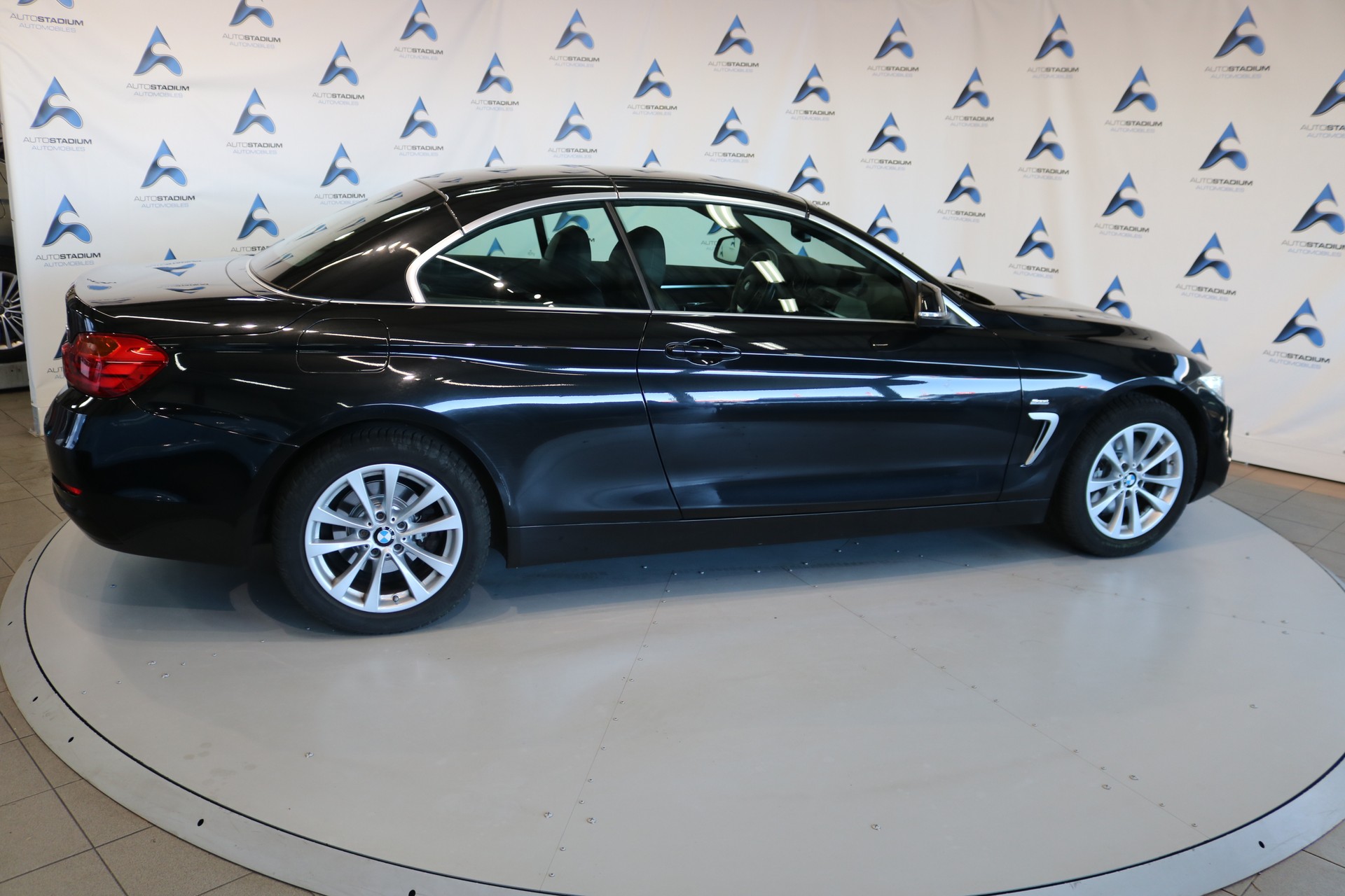 BMW 428i Cabriolet xDrive Steptronic-image-25