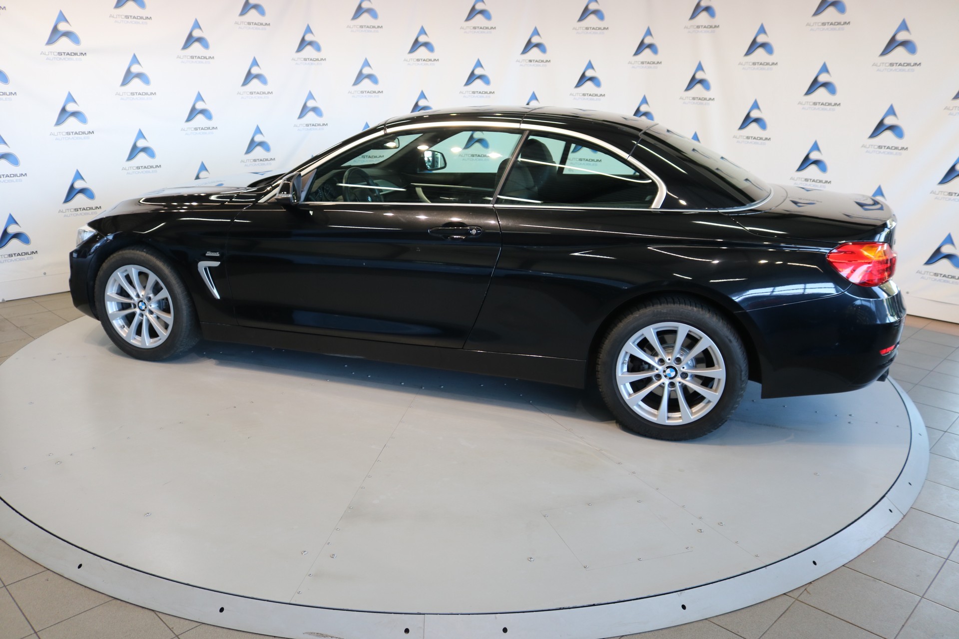 BMW 428i Cabriolet xDrive Steptronic-image-15