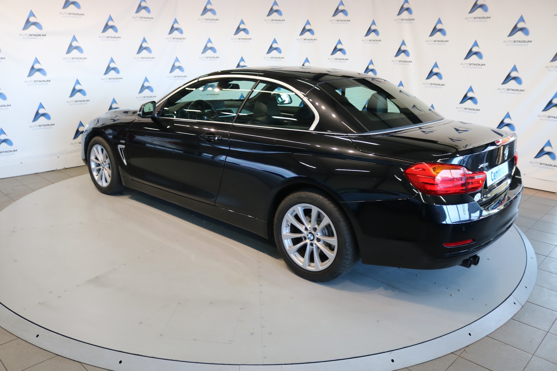 BMW 428i Cabriolet xDrive Steptronic-image-17