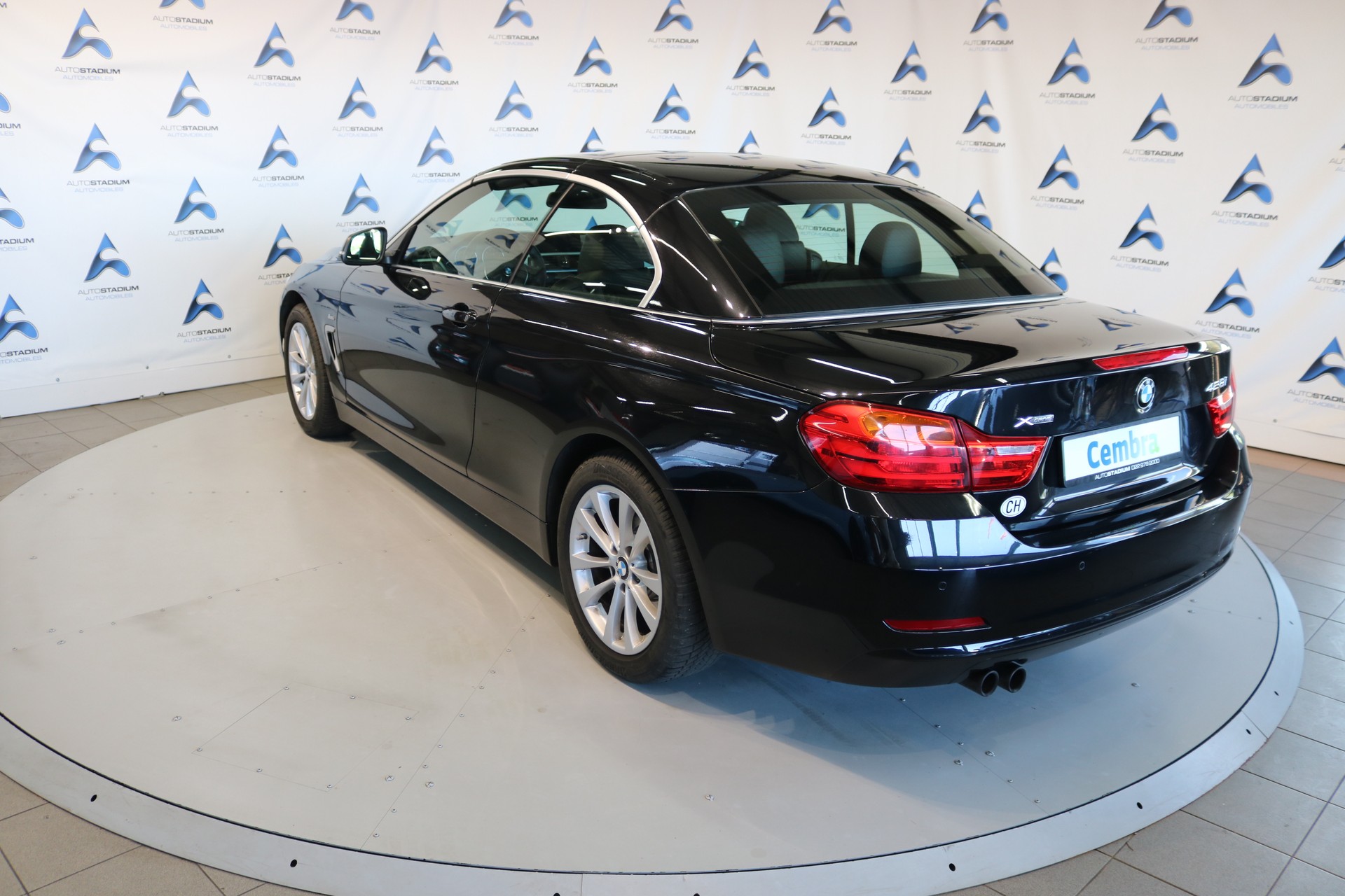BMW 428i Cabriolet xDrive Steptronic-image-18