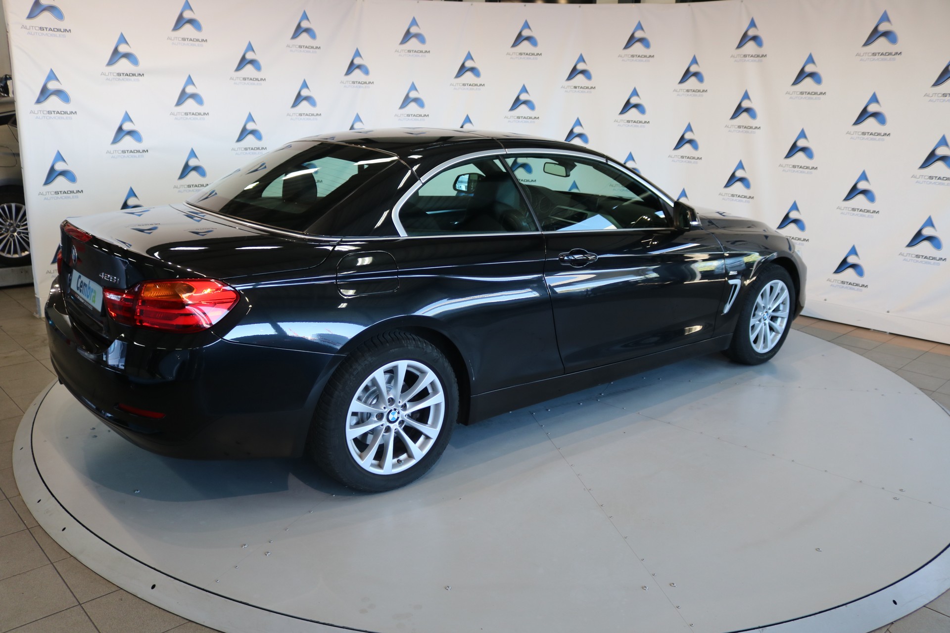 BMW 428i Cabriolet xDrive Steptronic-image-24