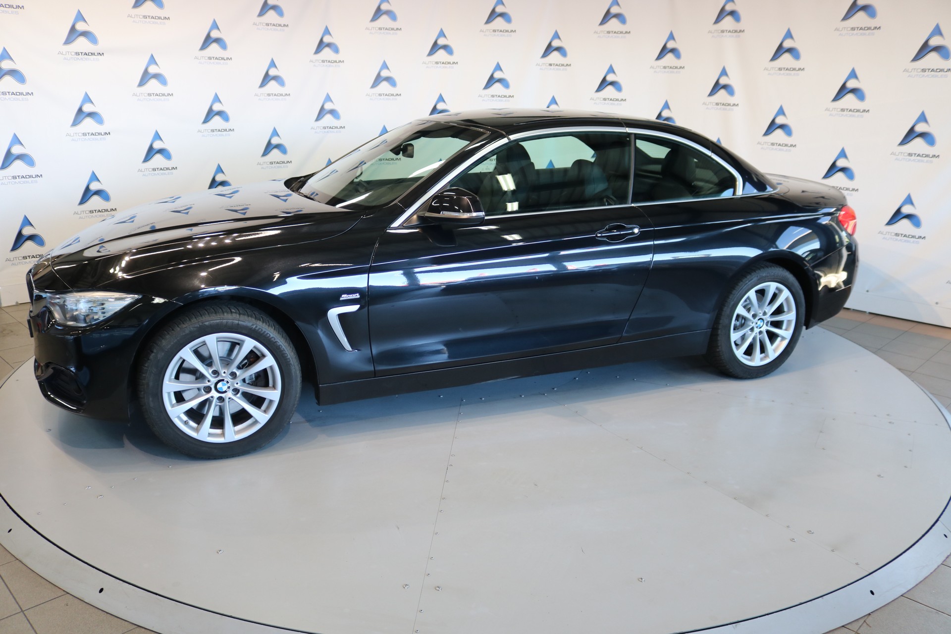BMW 428i Cabriolet xDrive Steptronic-image-12