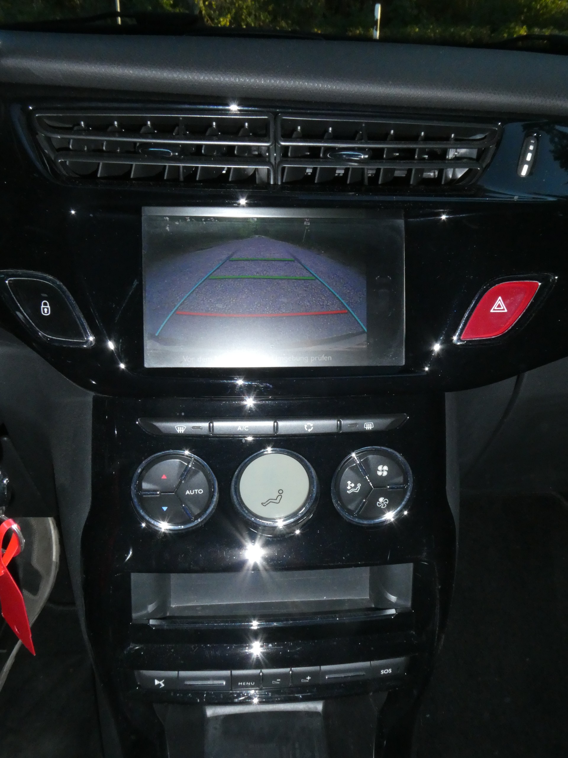 DS AUTOMOBILES DS3 1.2 PureTech SO Irresistible-image-12