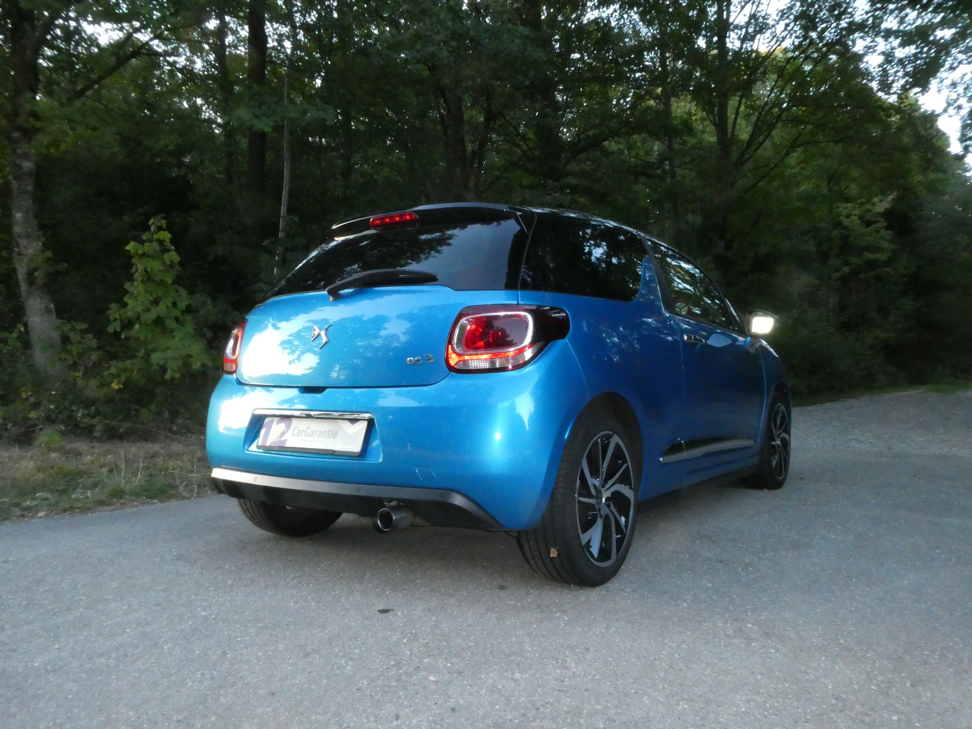 DS AUTOMOBILES DS3 1.2 PureTech SO Irresistible-image-3