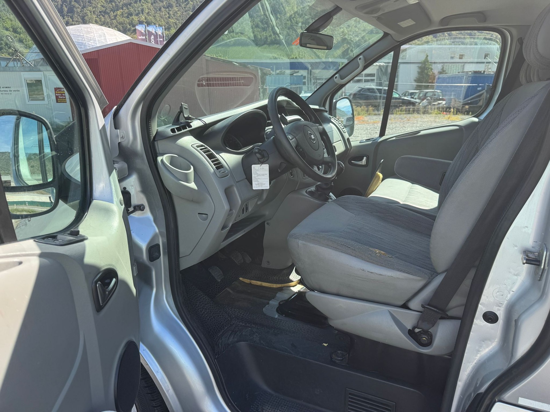 NISSAN Primastar 2.0dCi 115 L2H1 Premium 2.9t-image-6