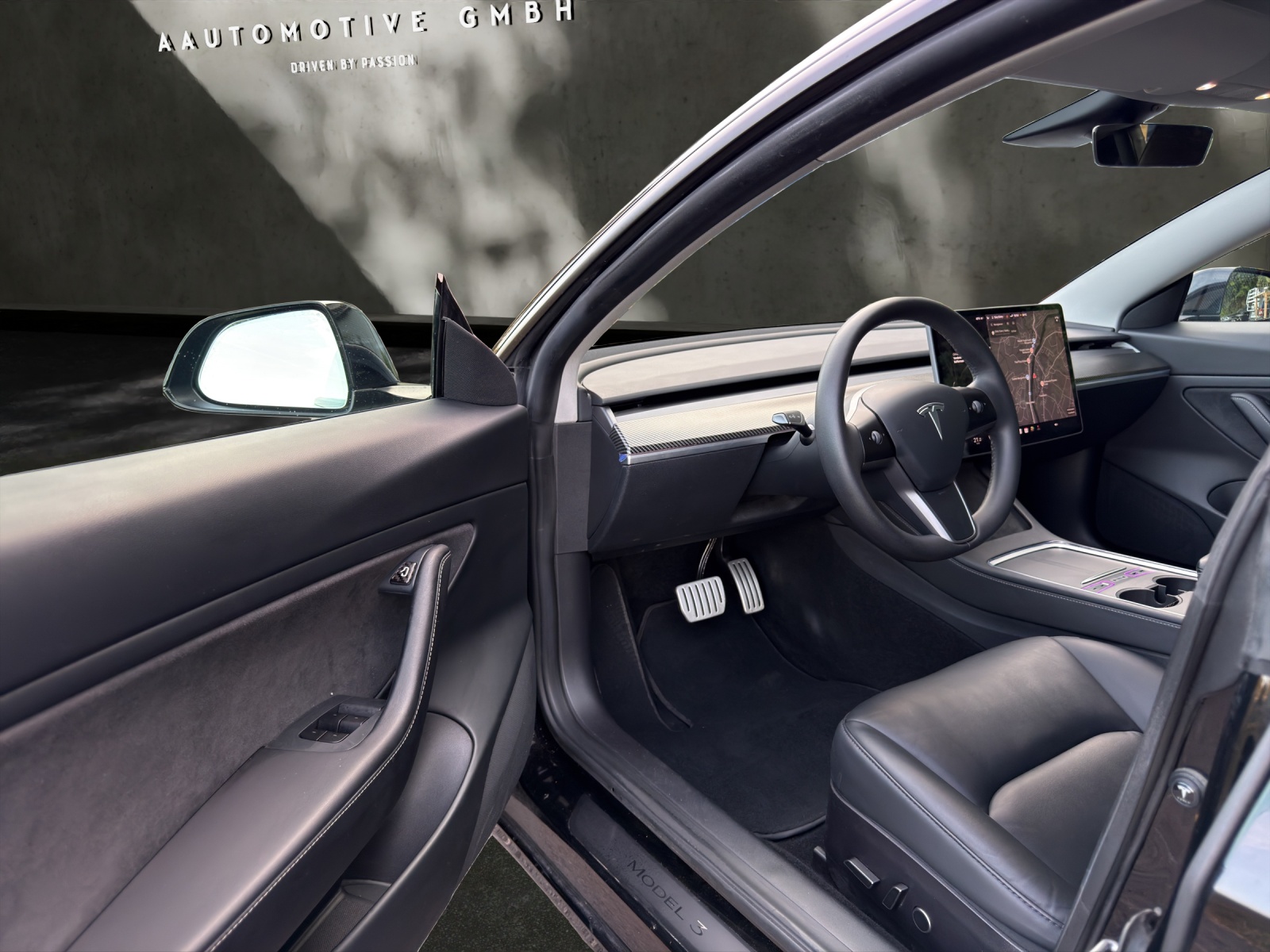 TESLA Model 3 Performance Dual Motor AWD-image-13