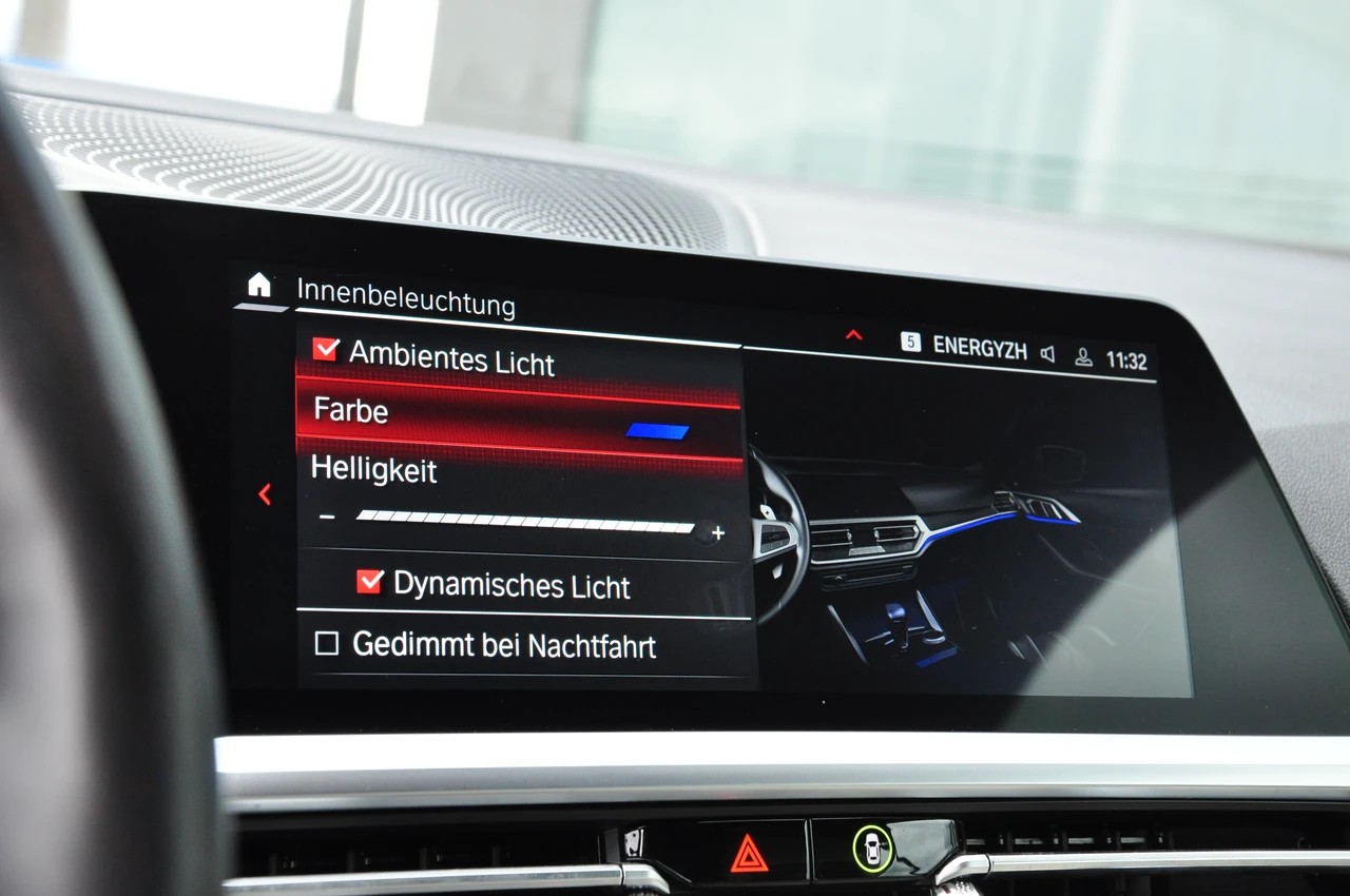 BMW M4 Cabrio Competition M xDrive-image-15