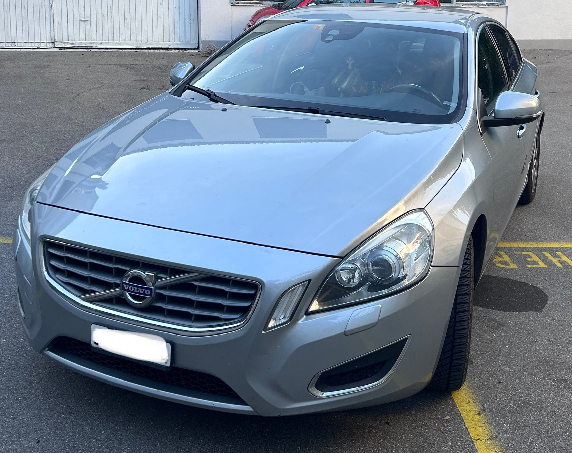 VOLVO 2.0 D3 Kinetic-image-0