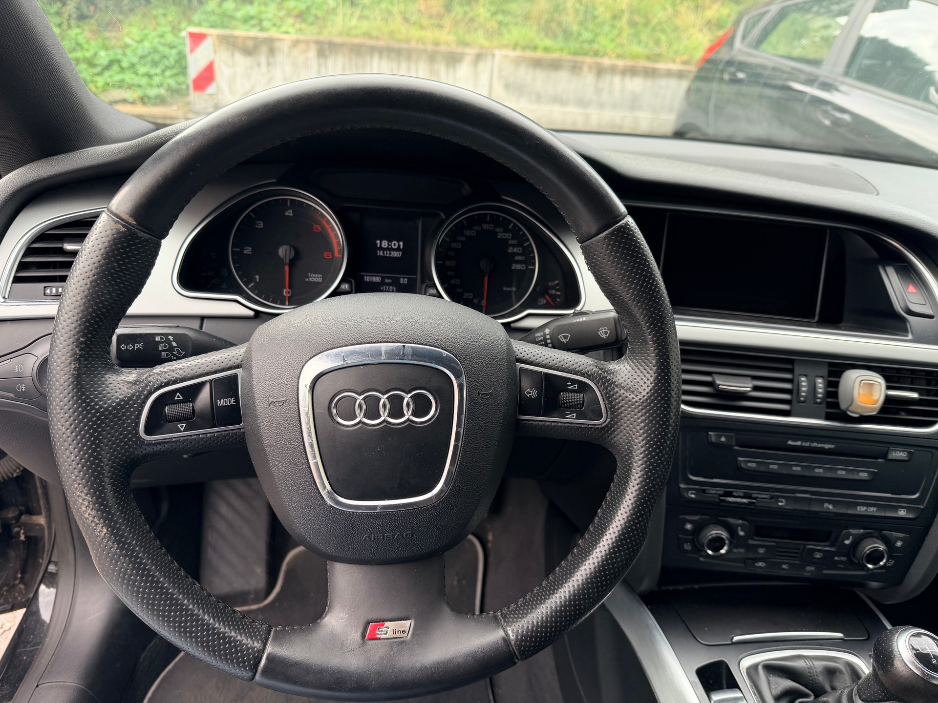 AUDI A5 Coupé 3.0 TDI quattro-image-7