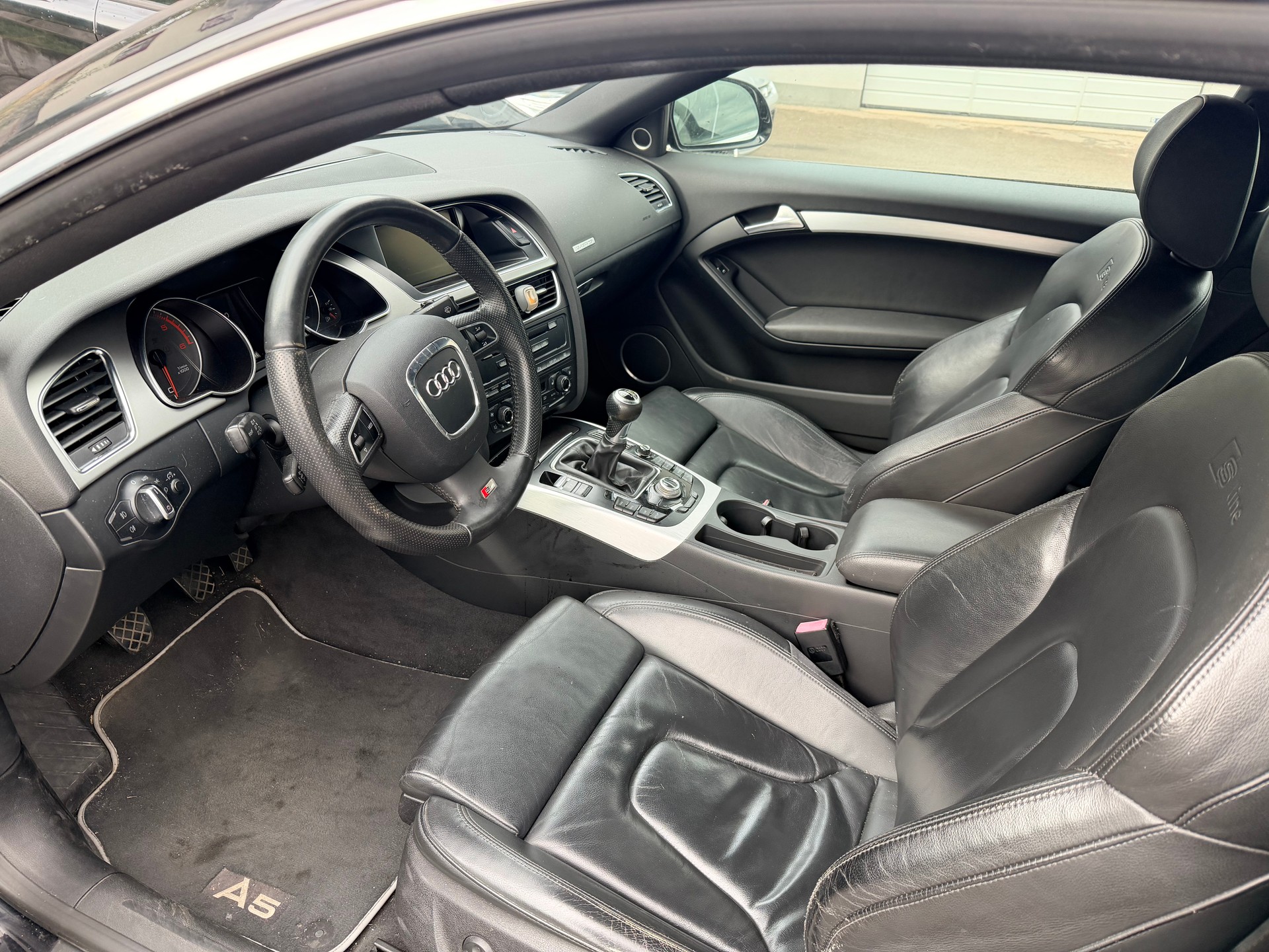 AUDI A5 Coupé 3.0 TDI quattro-image-5