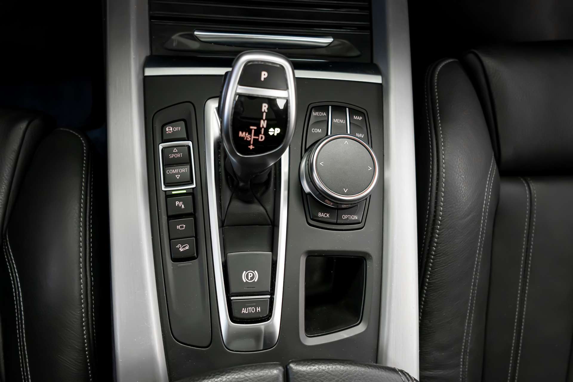 BMW X5 xDrive 40d Steptronic-image-22