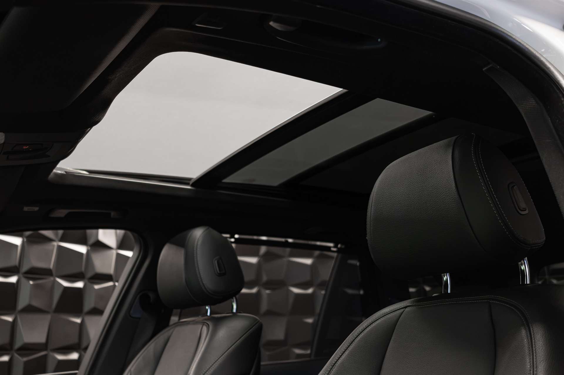 BMW X5 xDrive 40d Steptronic-image-16