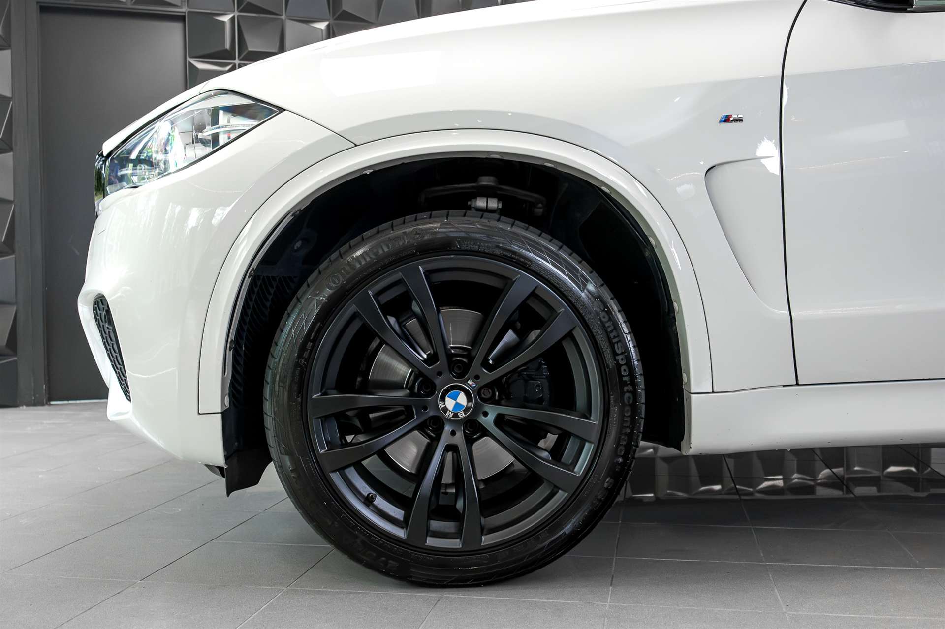 BMW X5 xDrive 40d Steptronic-image-31