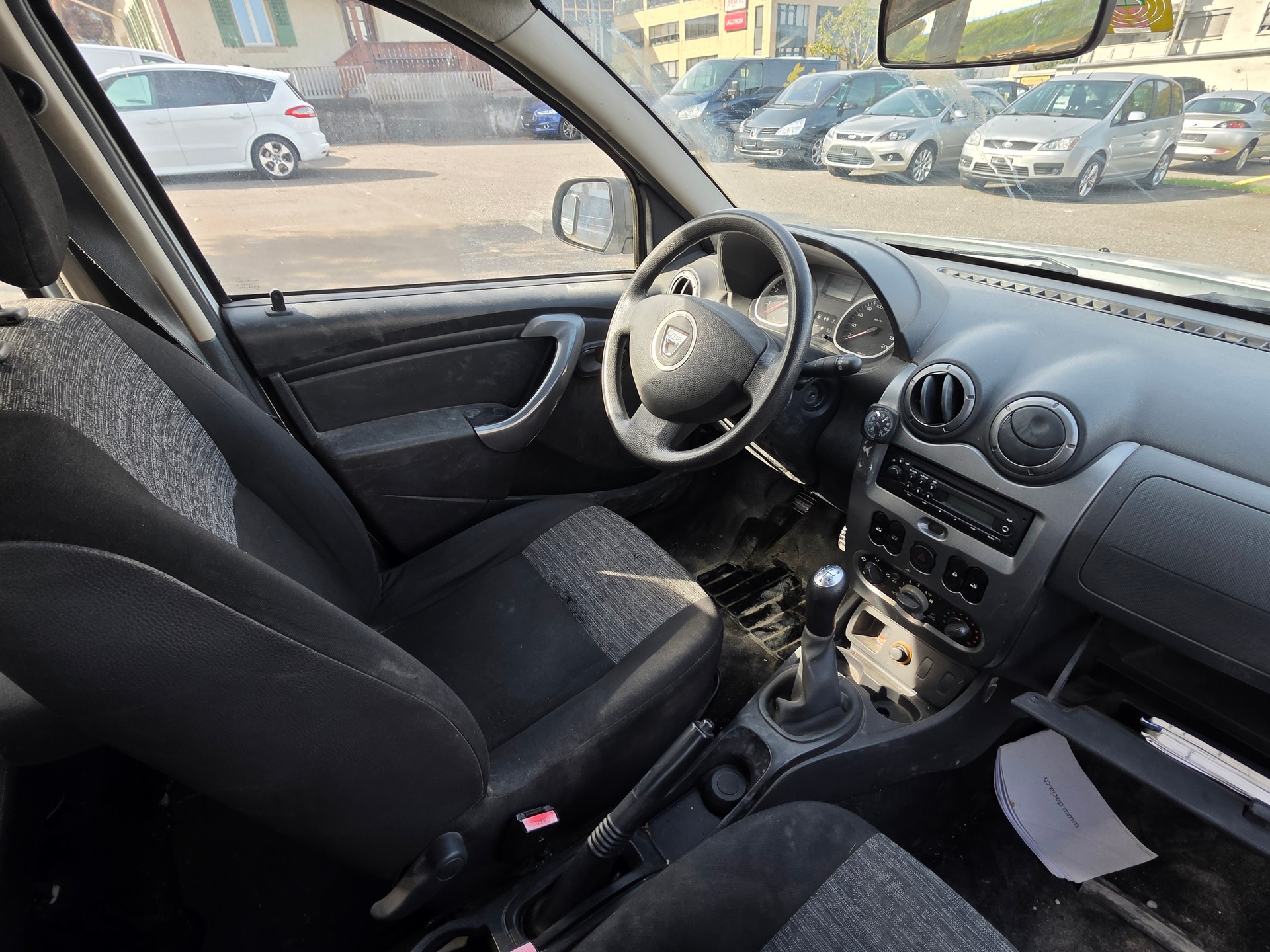 DACIA Duster 1.6 Ambiance 4x2-image-5