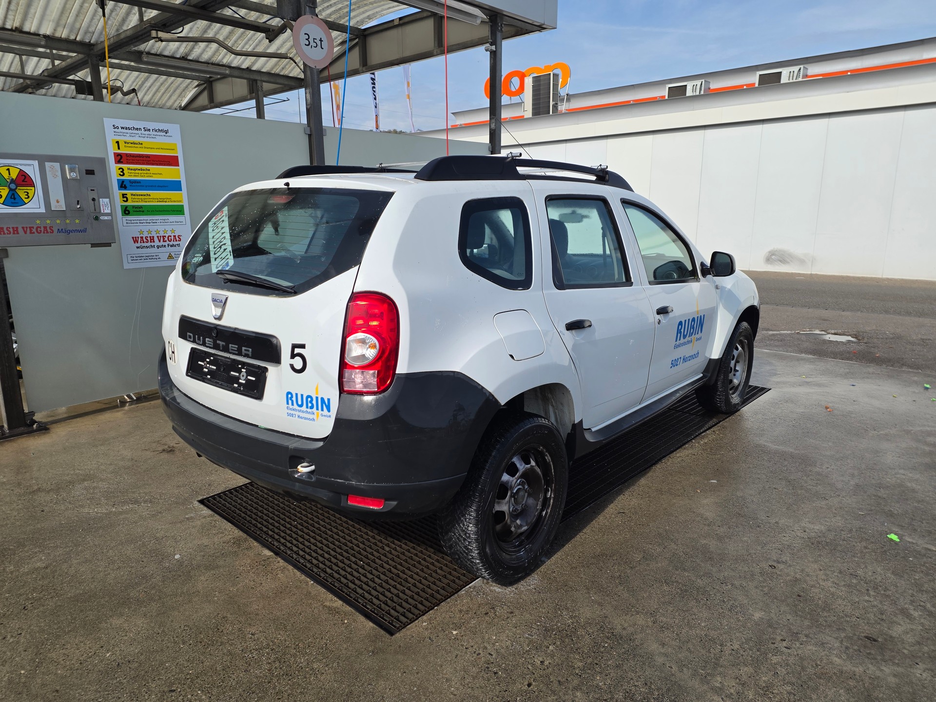 DACIA Duster 1.6 Ambiance 4x2-image-4