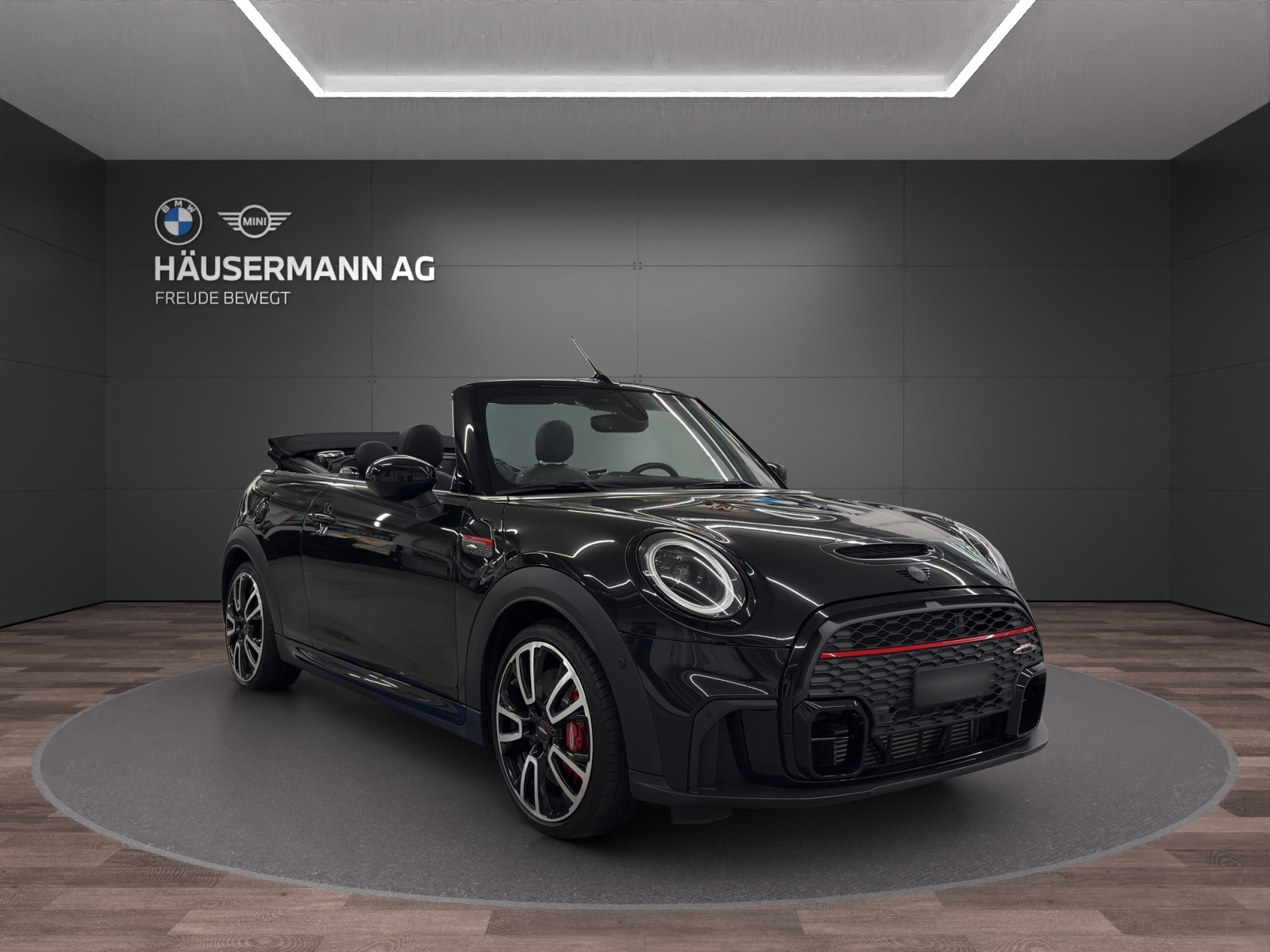 MINI John Cooper Works Cabrio-showroom-element-2