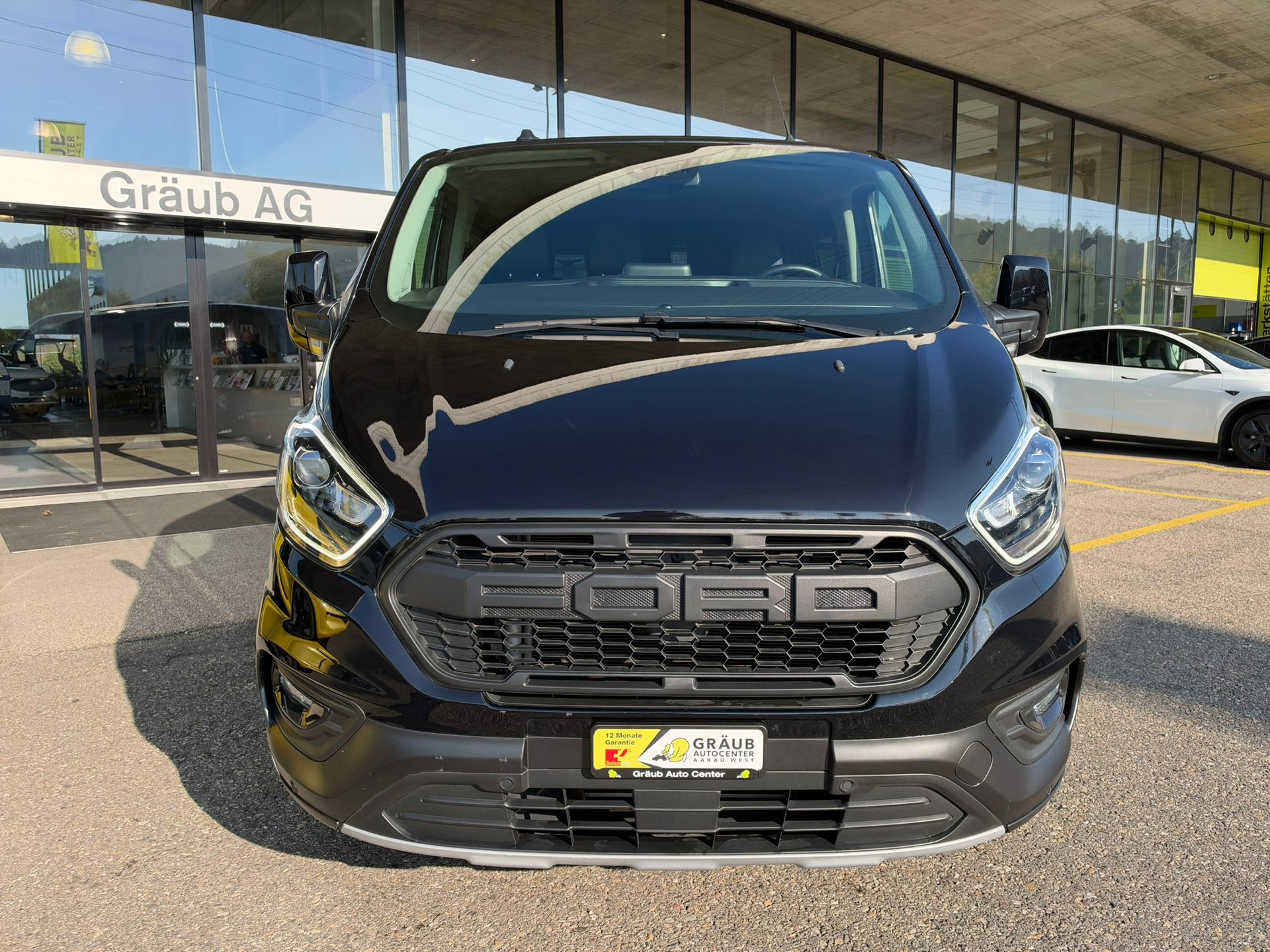FORD Transit Custom Van 320 L1H1 DK Trail-image-1