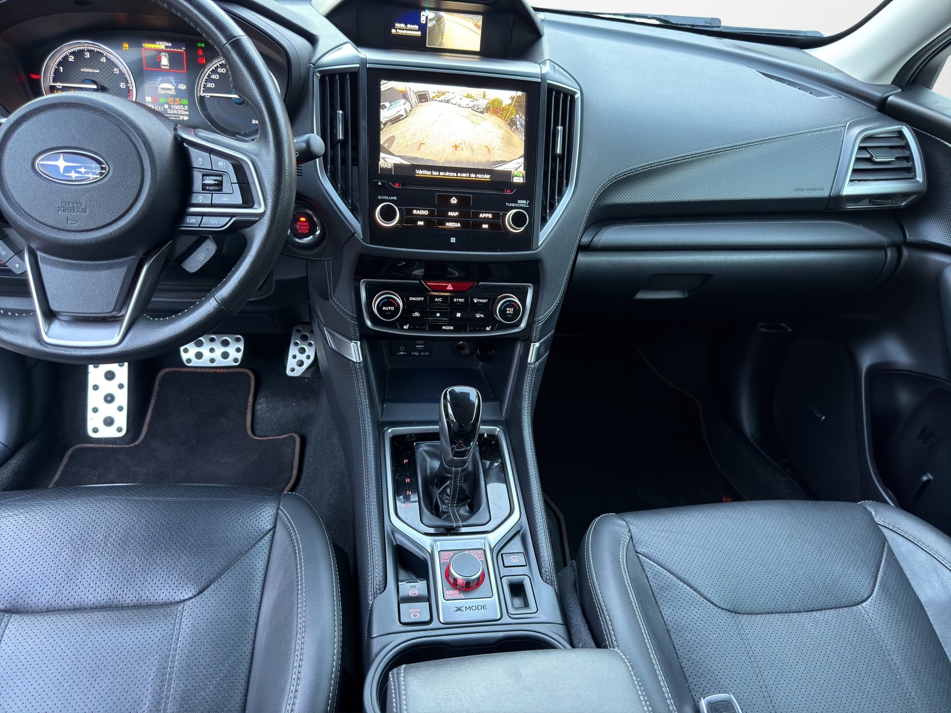 SUBARU Forester 2.0i e-Boxer Luxury Lineartronic-image-12
