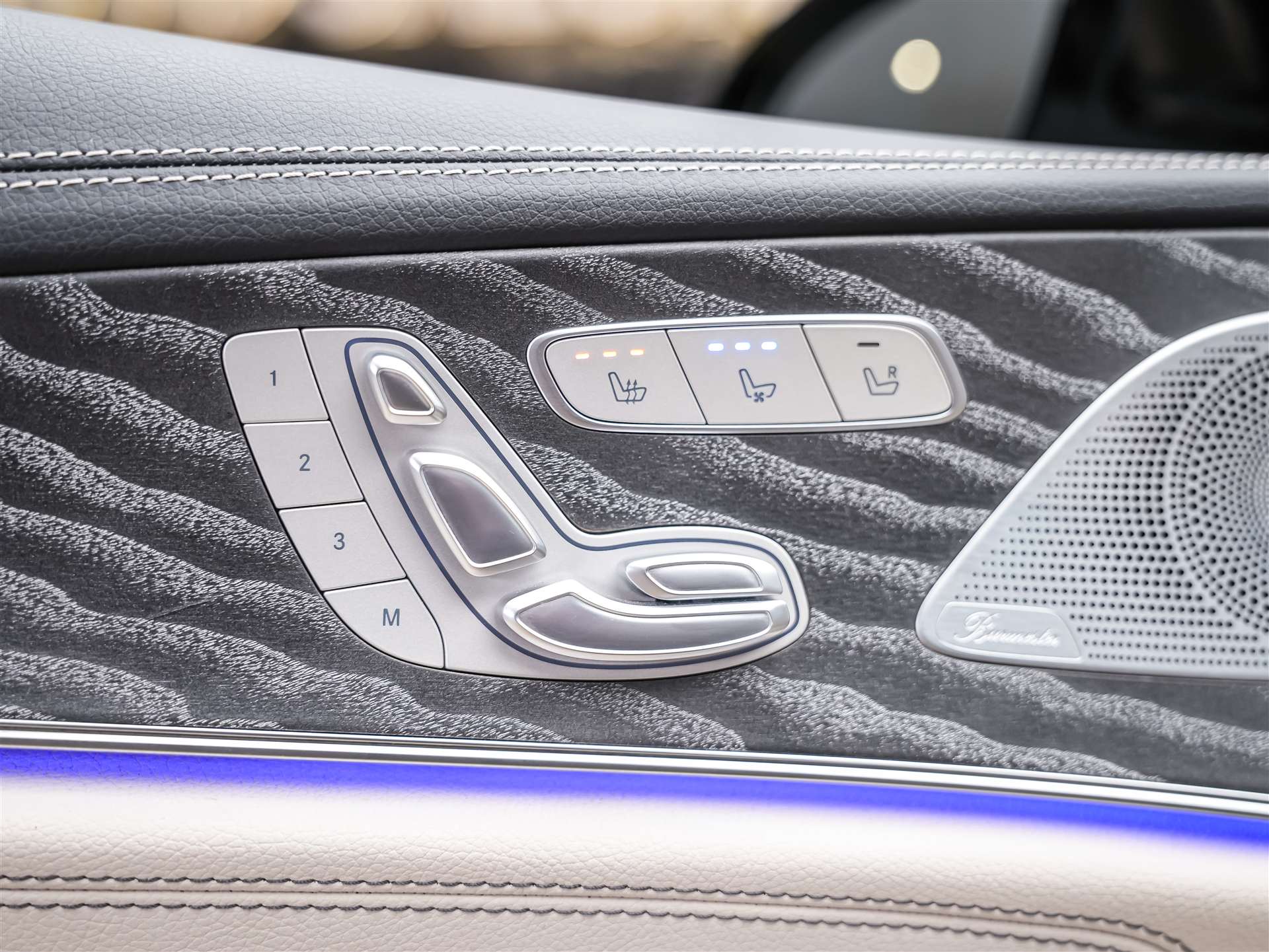 MERCEDES-BENZ CLS 53 AMG 4 Matic+ Edition1 *Massage*Panorama*Head Up*-image-26