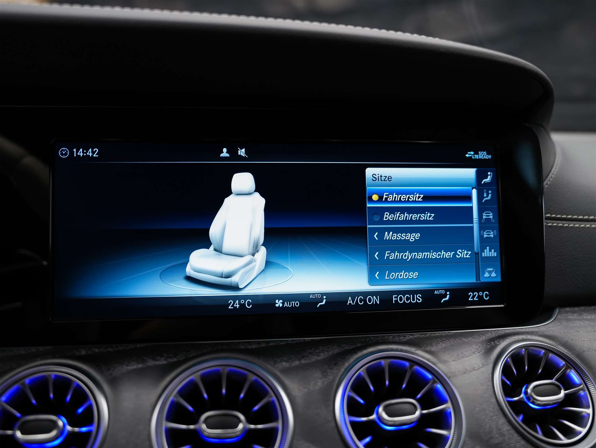 MERCEDES-BENZ CLS 53 AMG 4 Matic+ Edition1 *Massage*Panorama*Head Up*-image-35