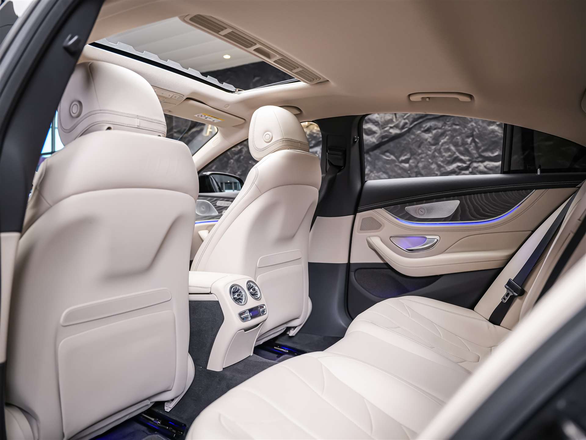 MERCEDES-BENZ CLS 53 AMG 4 Matic+ Edition1 *Massage*Panorama*Head Up*-image-13