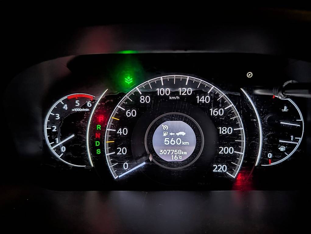 HONDA CR-V 2.2 i-DTEC Elegance 4WD Automatic-image-4