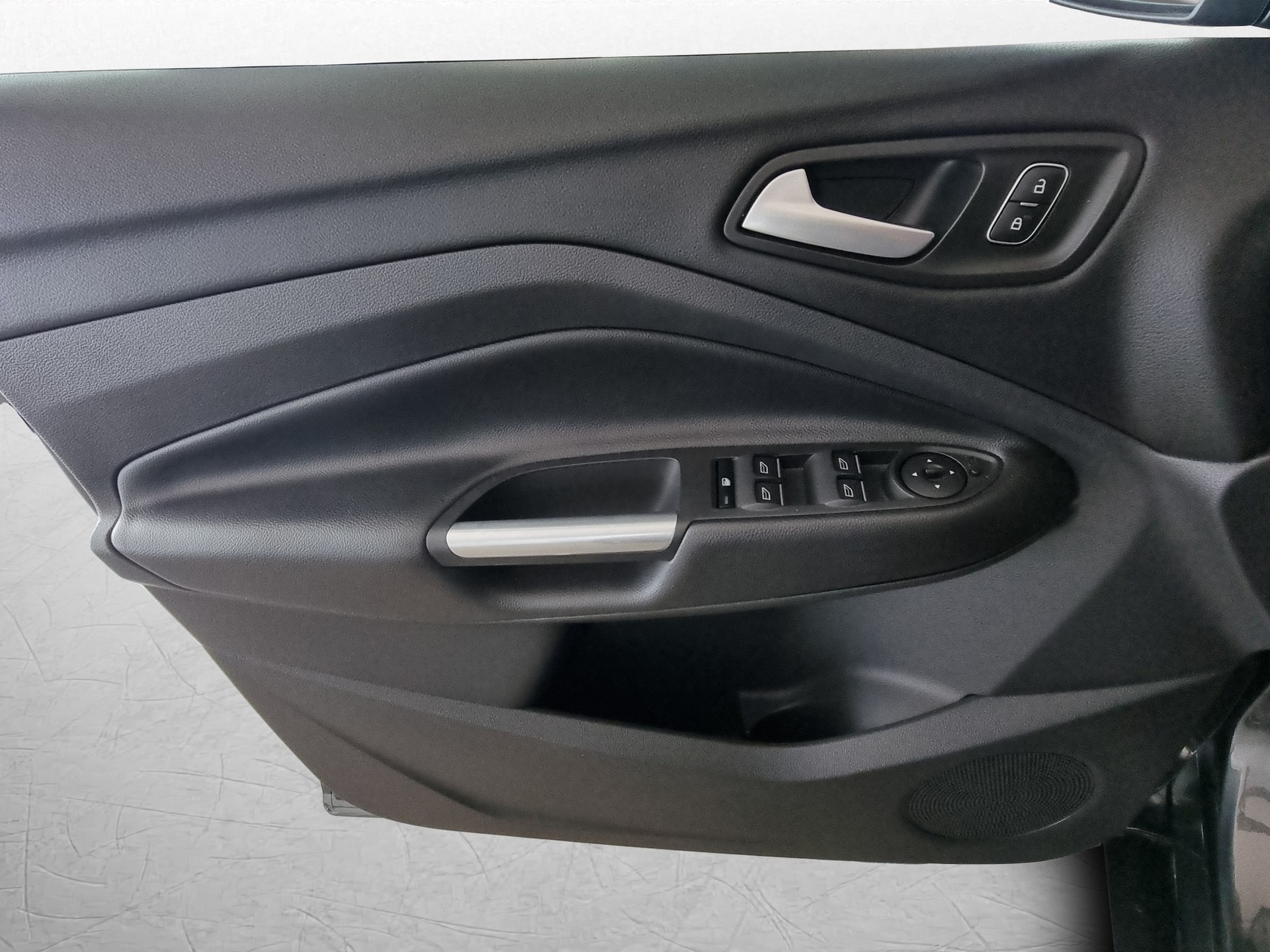 FORD Kuga 1.5 EcoBoost ST-Line 4x4 Aut.-image-11