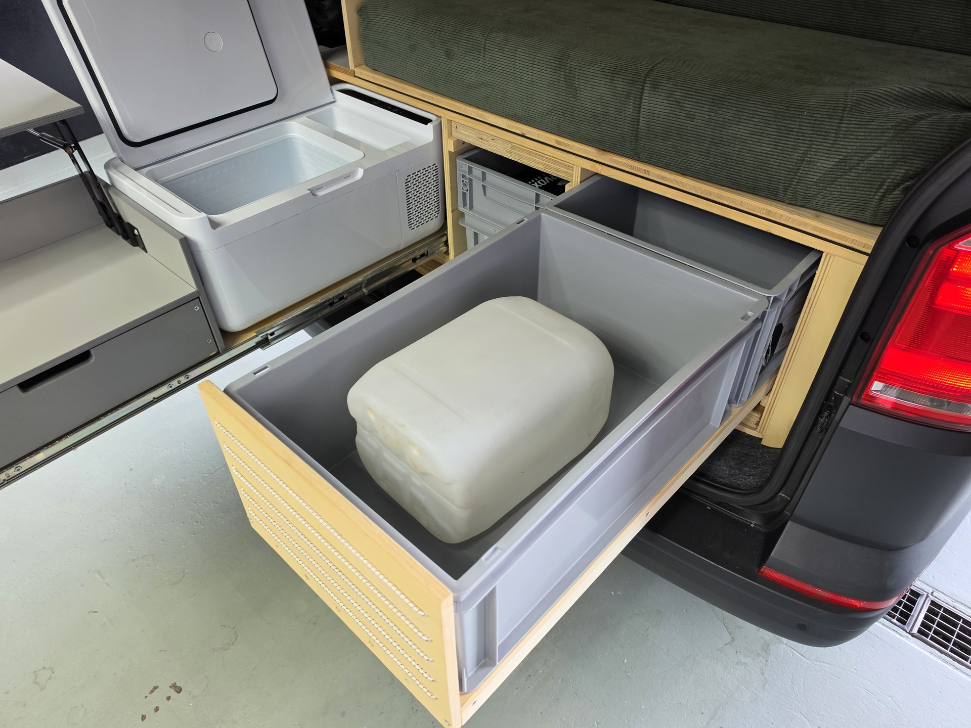 VW T6 2.0 TDI-image-13