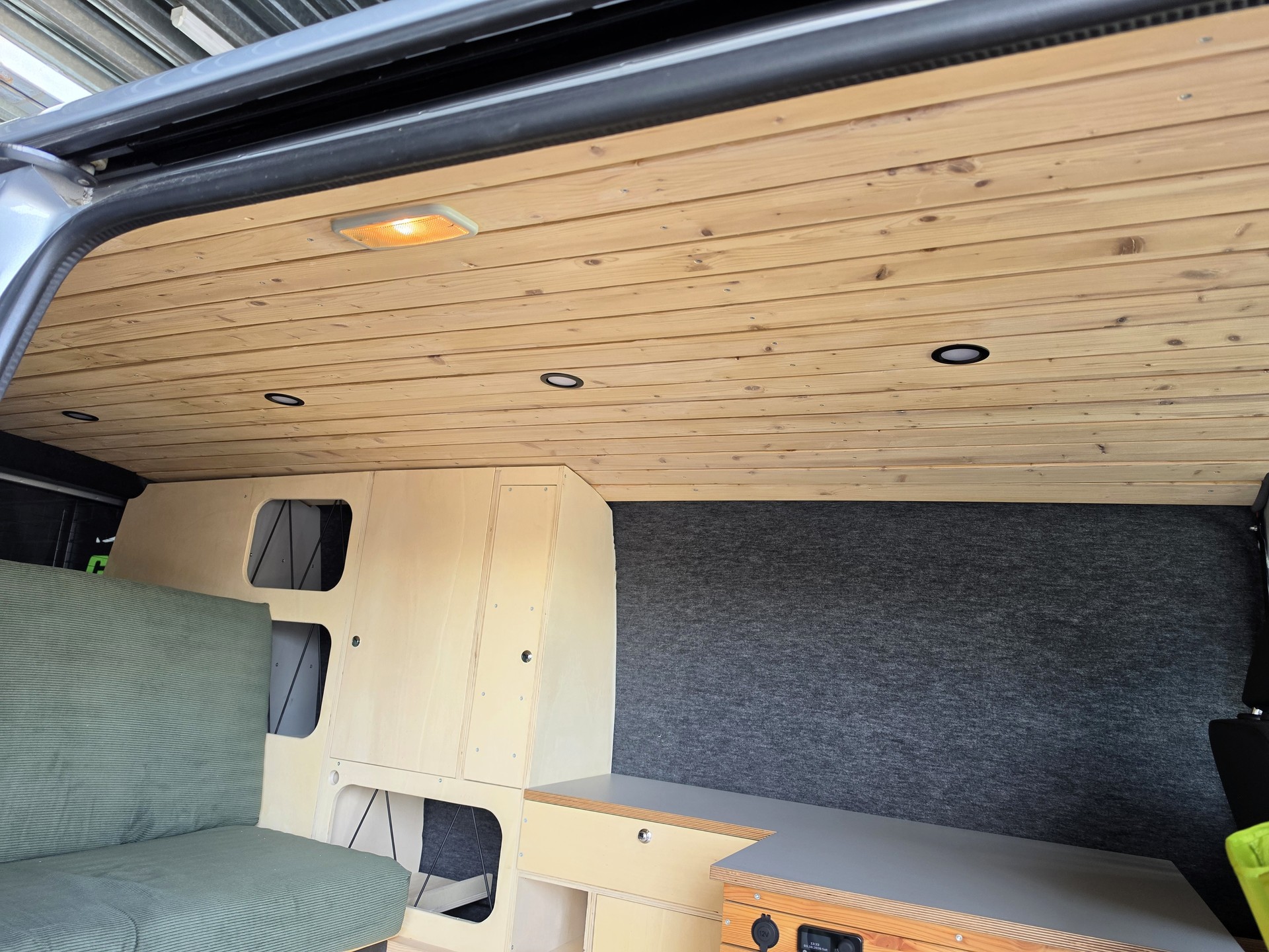 VW T6 2.0 TDI-image-9