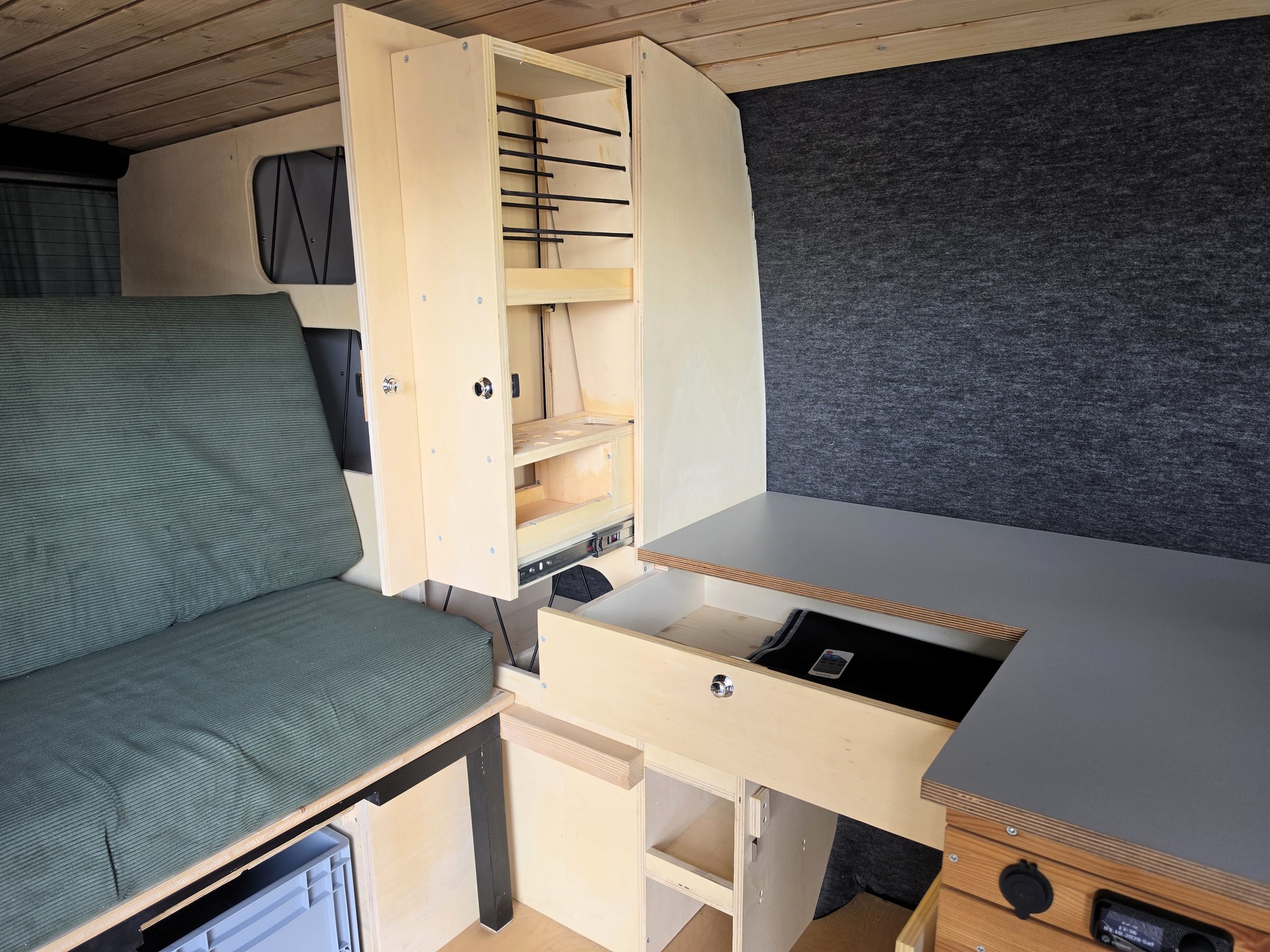 VW T6 2.0 TDI-image-15